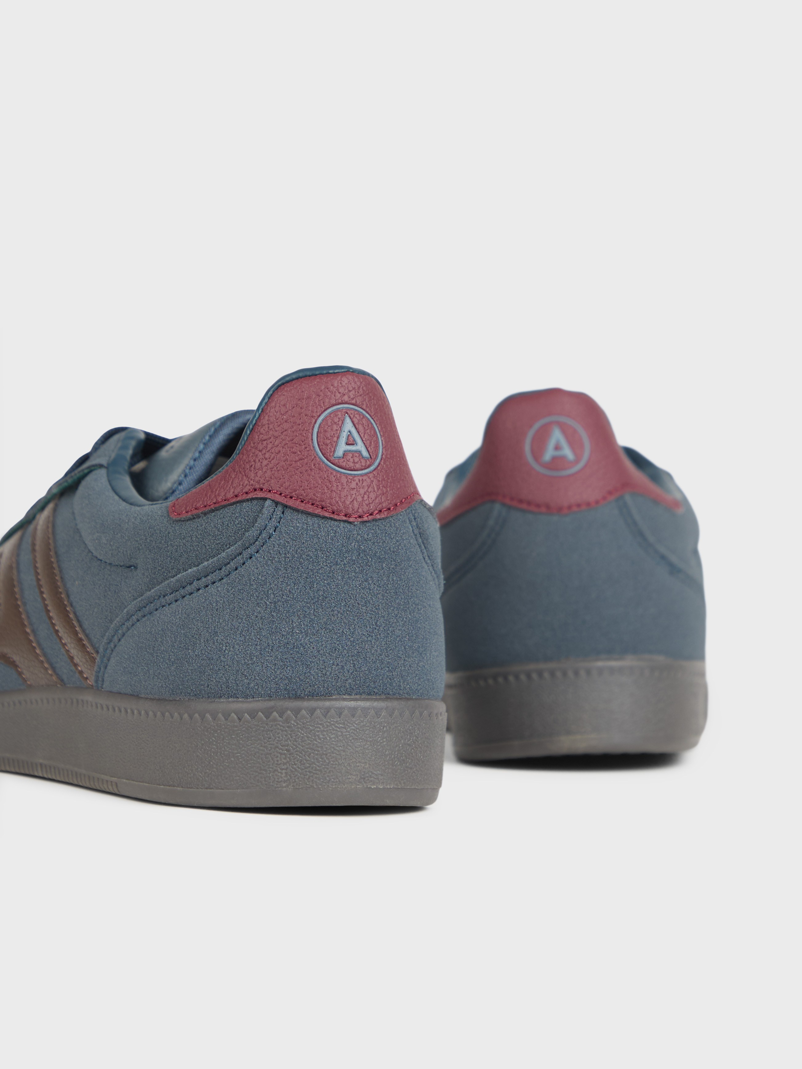 SNEAKERS ROGER