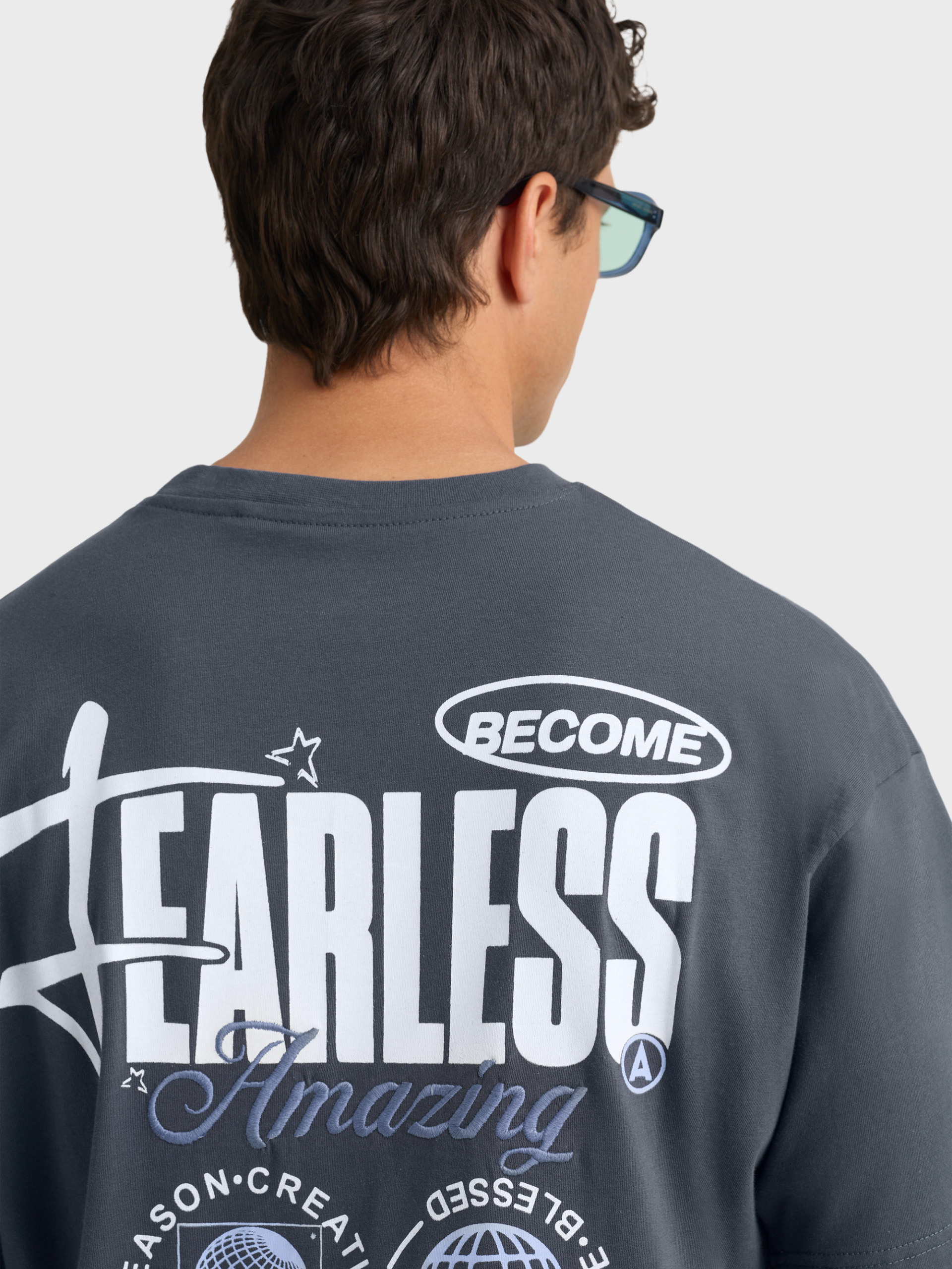 CAMISETA WORLD