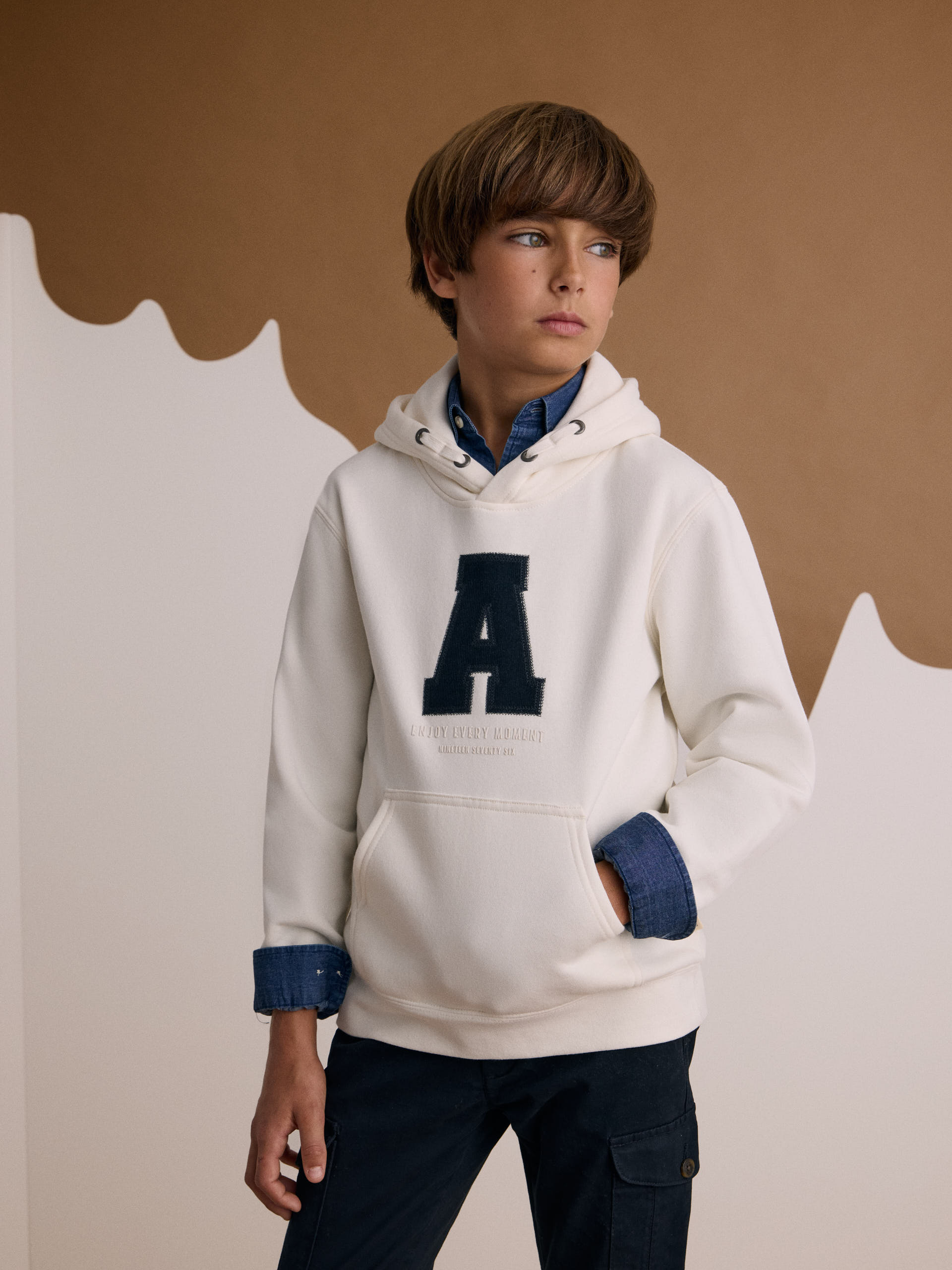 SUDADERA MOMENT KIDS CRUDO