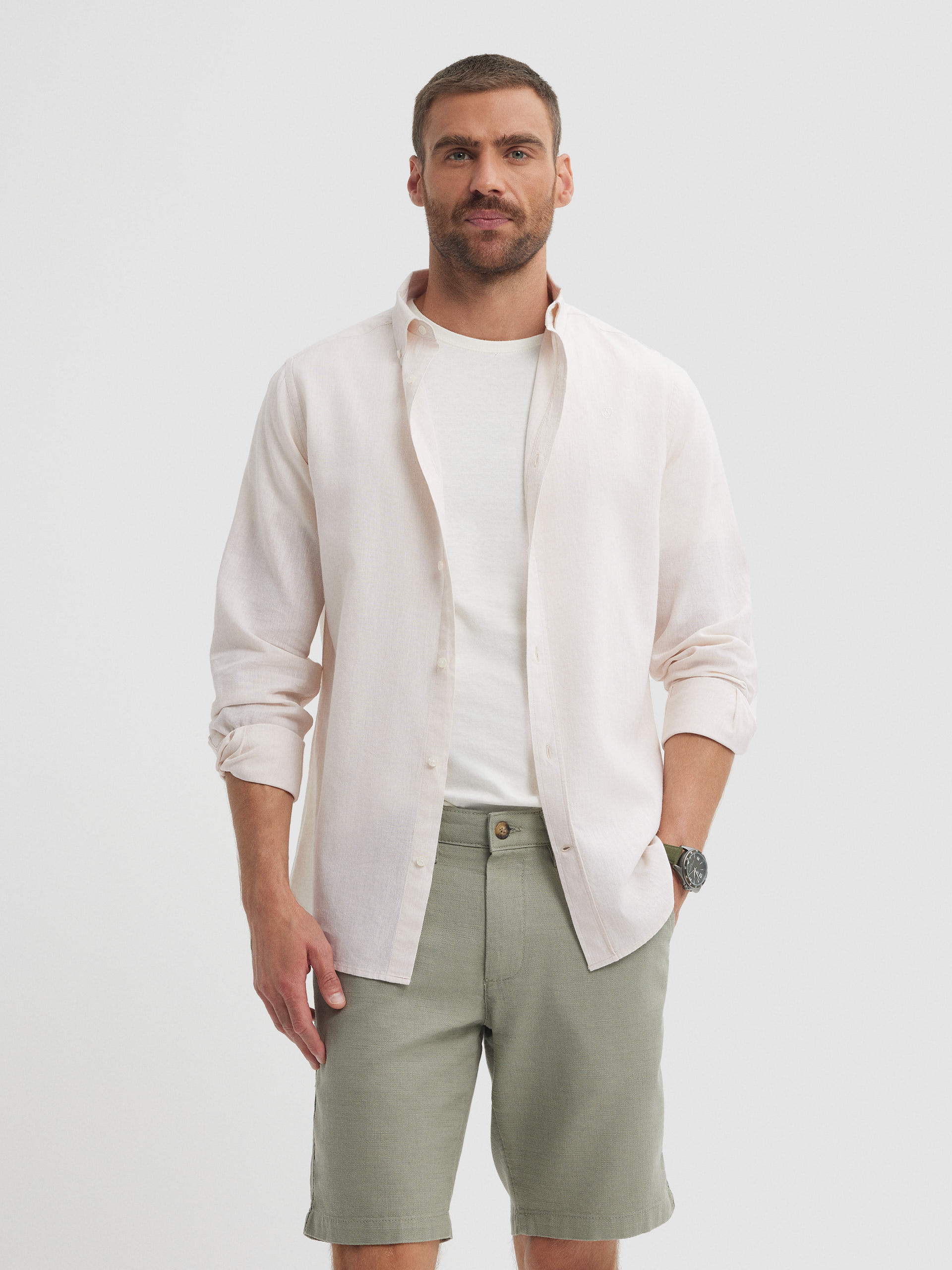 CAMISA LINO C. BOTON BEIGE