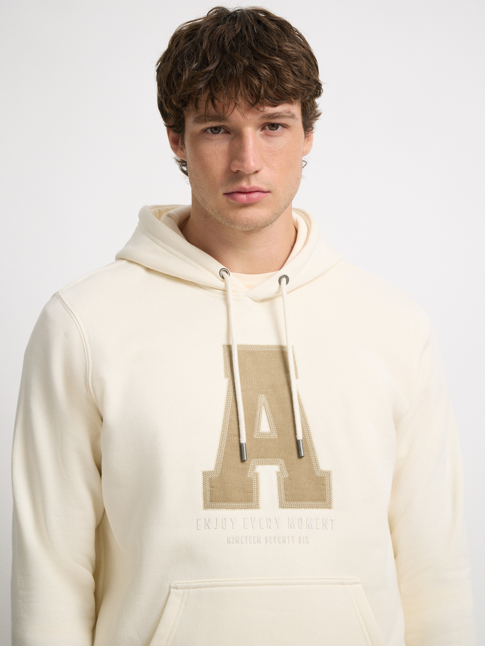 SUDADERA MOMENT