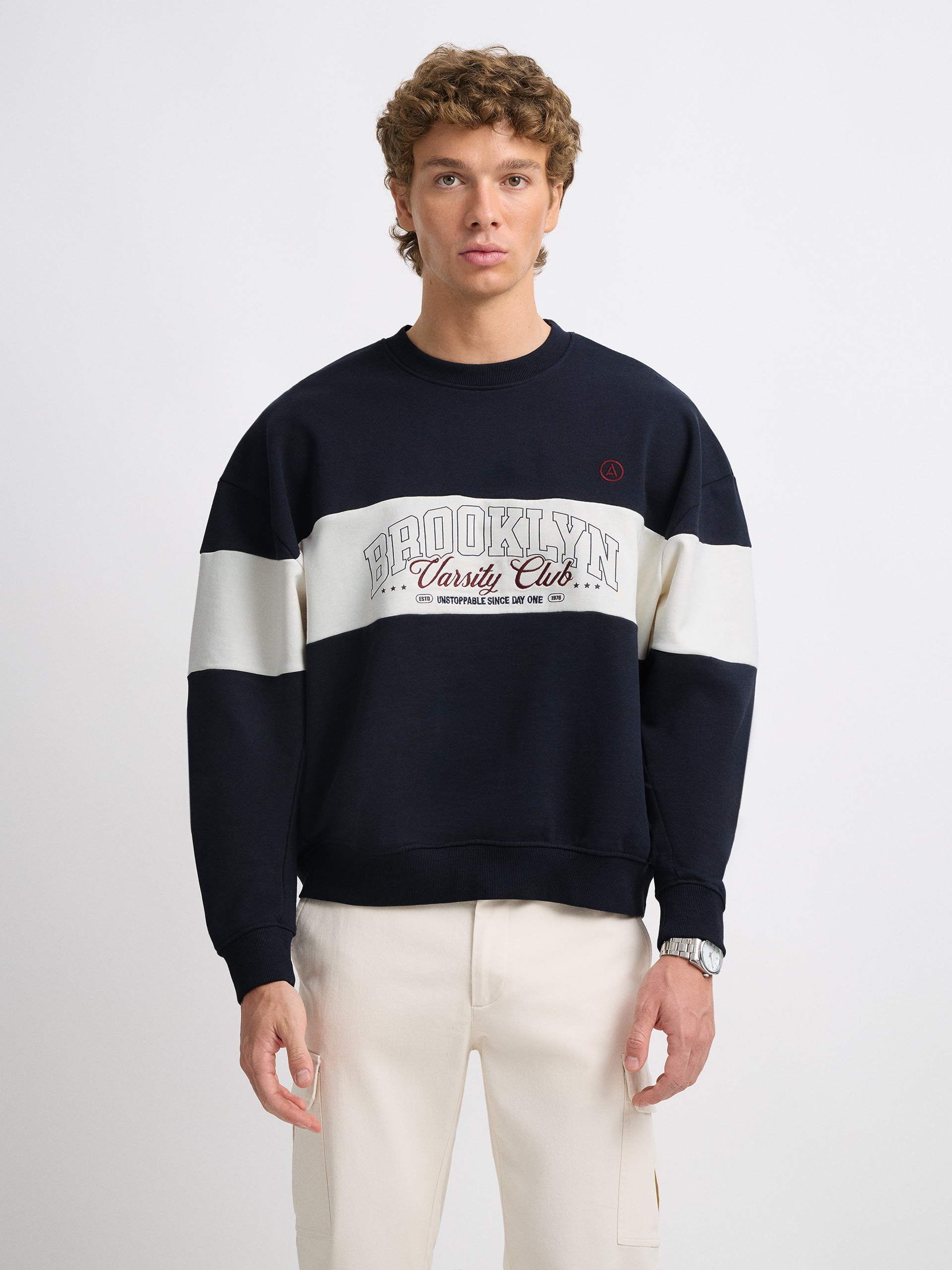 SUDADERA CLUB AZUL MARINO
