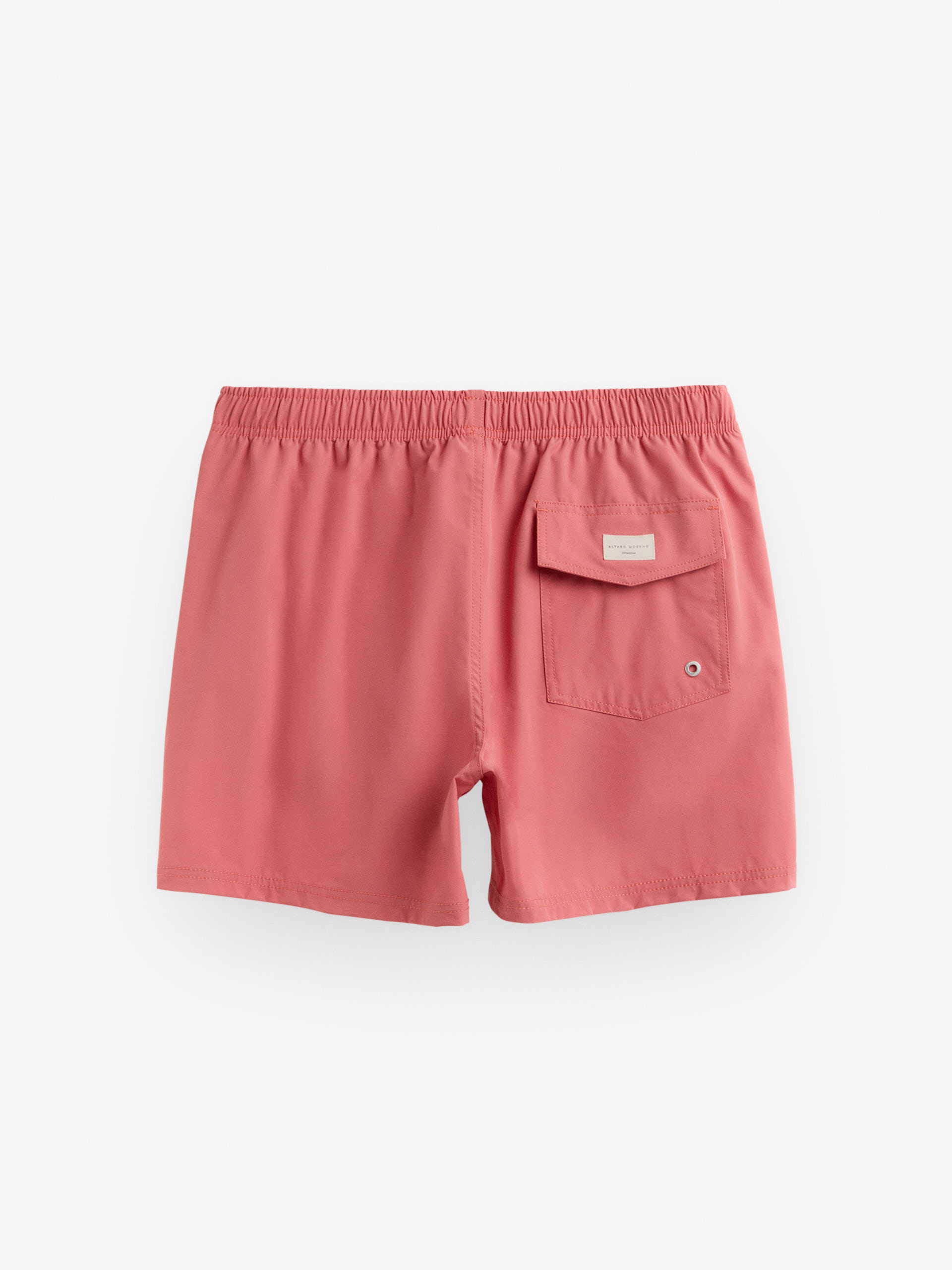 BA&Ntilde;ADOR SOLID