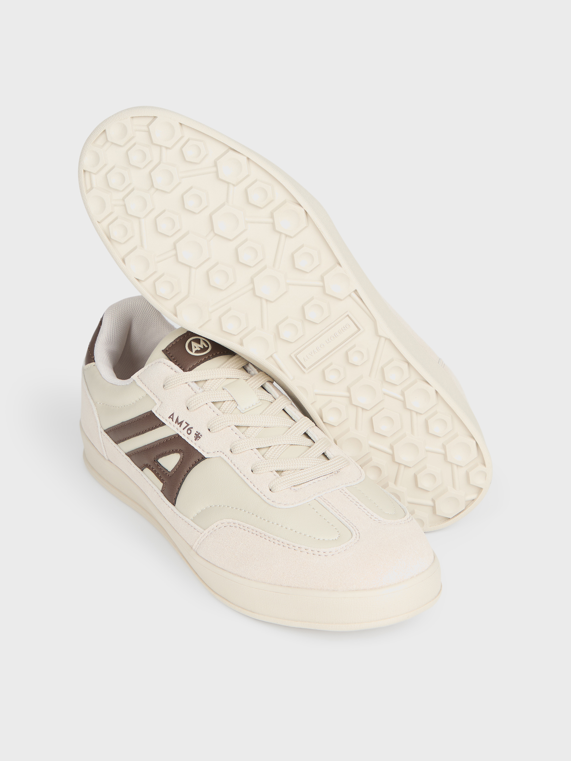 SNEAKERS SOCCER