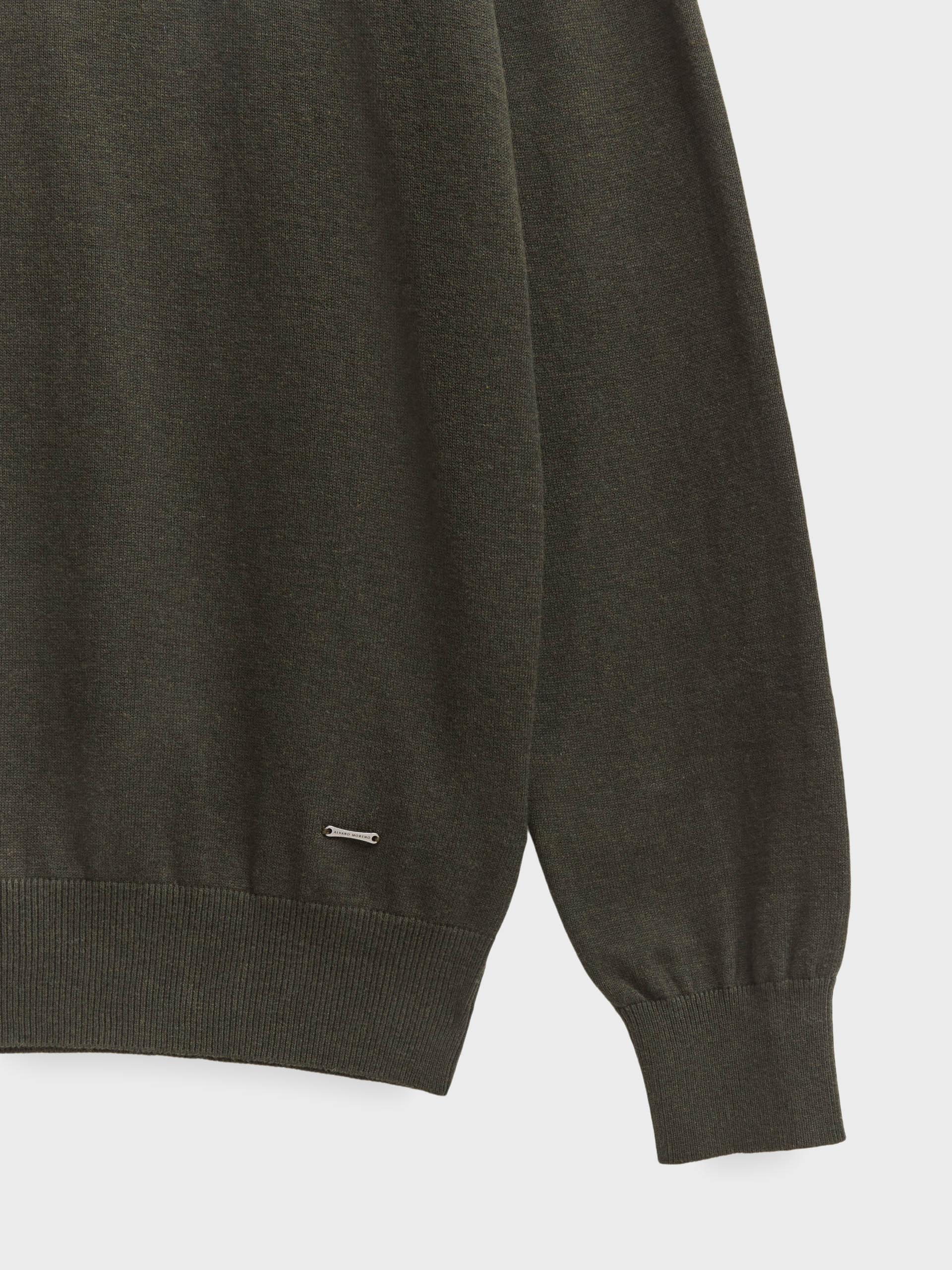 JERSEY BUTTON COLLAR