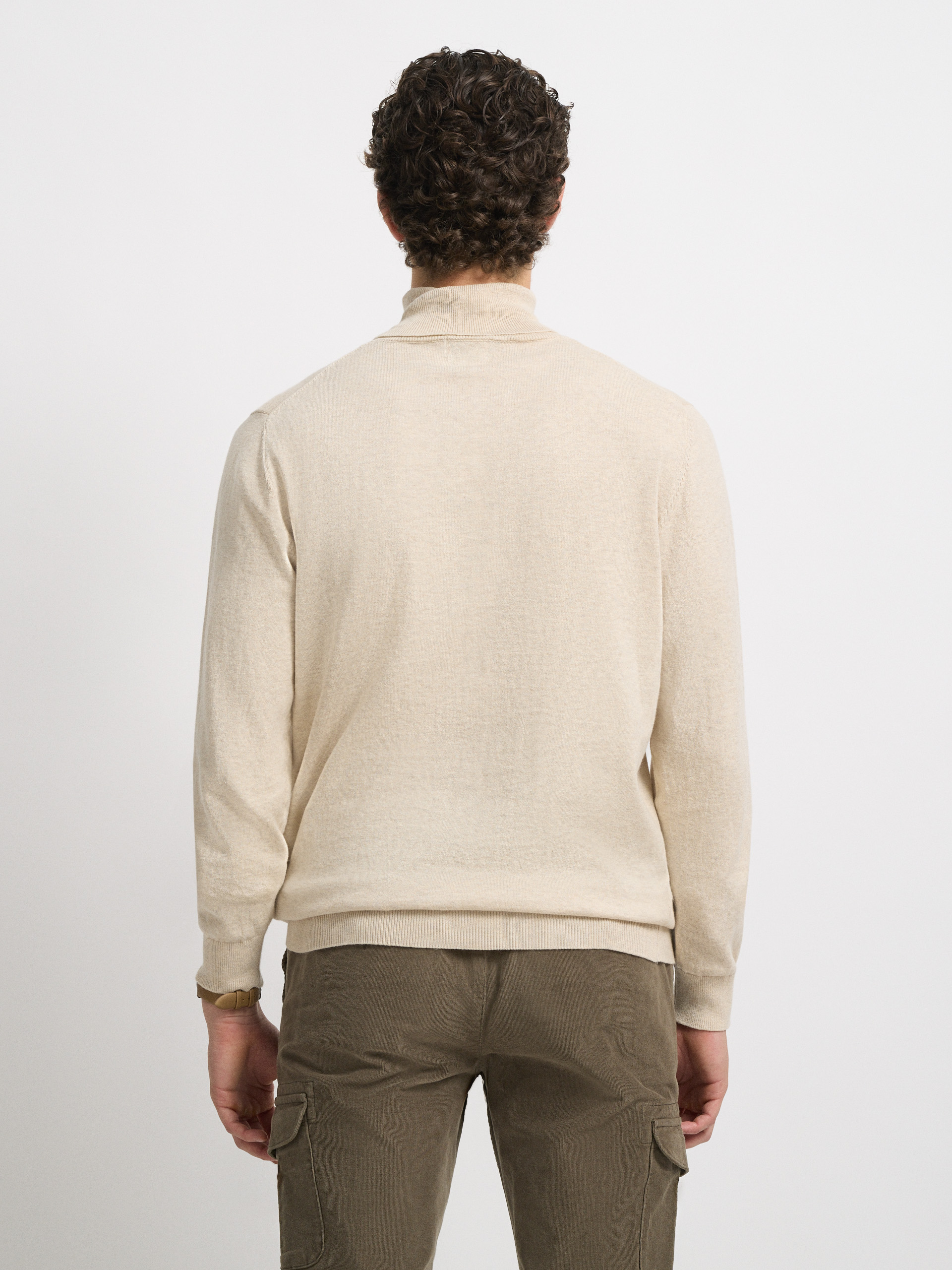 JERSEY ROLL COLLAR