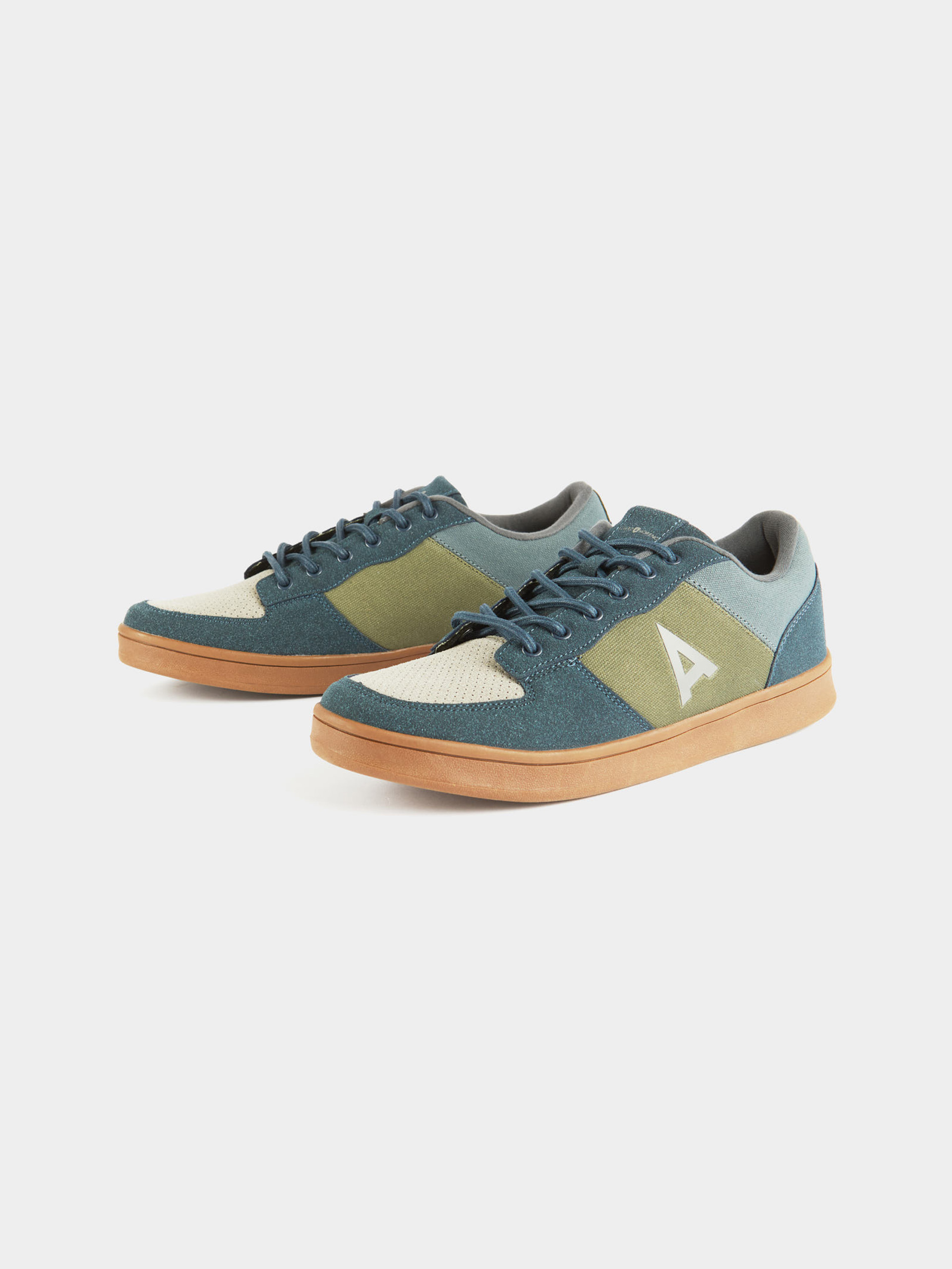 SNEAKERS JONES AZUL MARINO