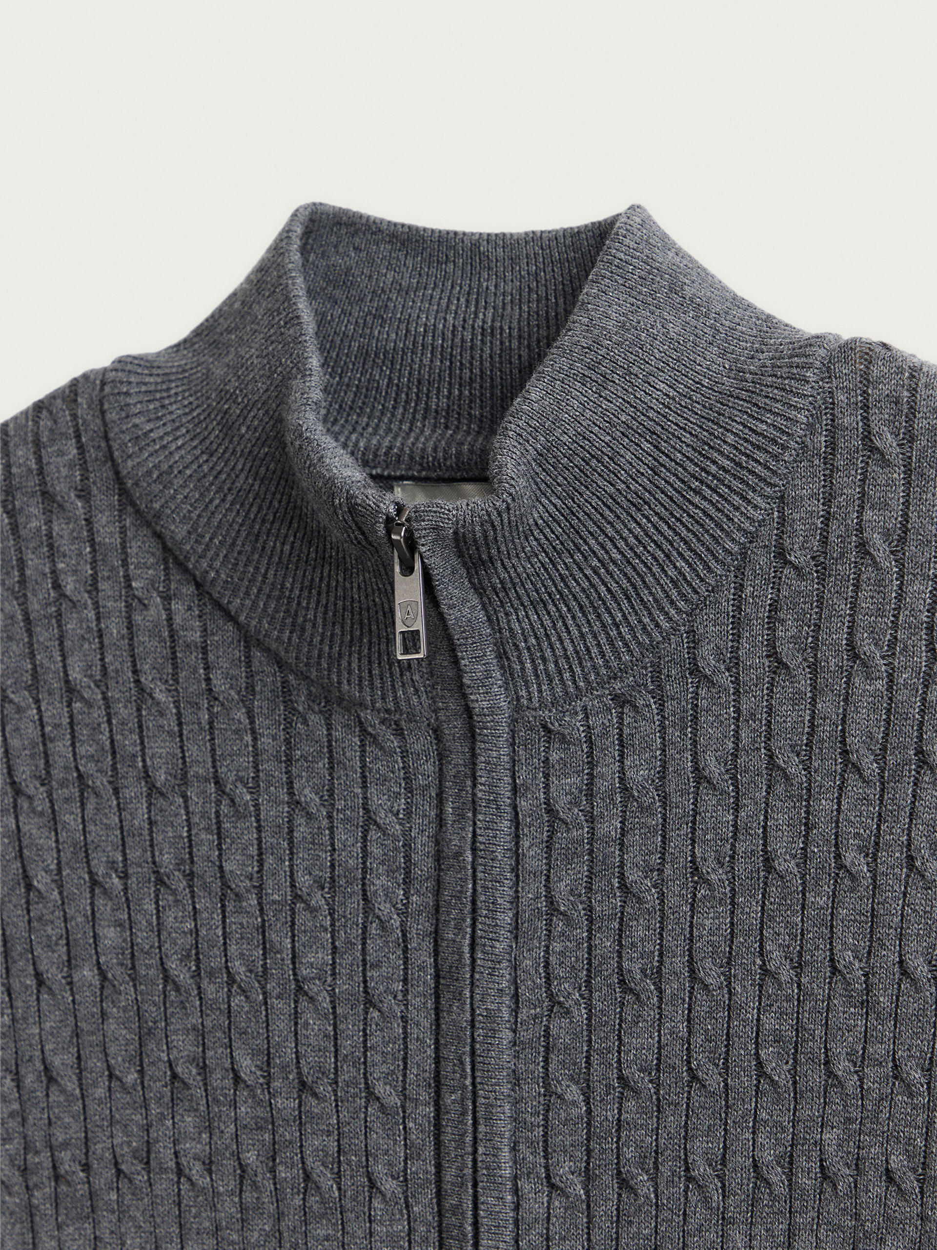 CARDIGAN OCHOS