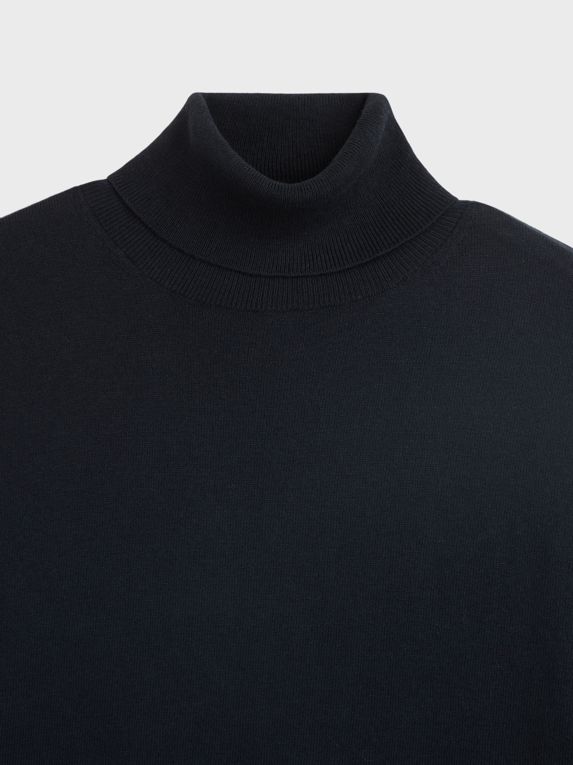 JERSEY ROLL COLLAR