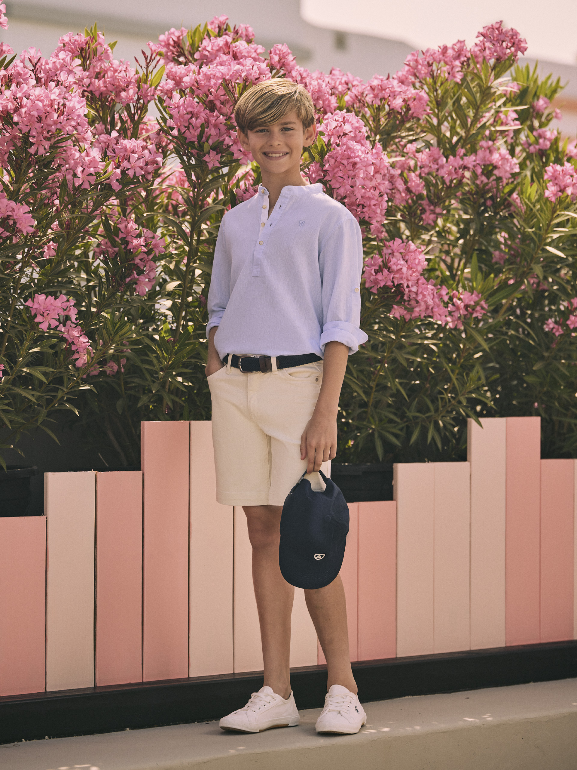 POLERA MAO CONTRASTE KIDS CELESTE