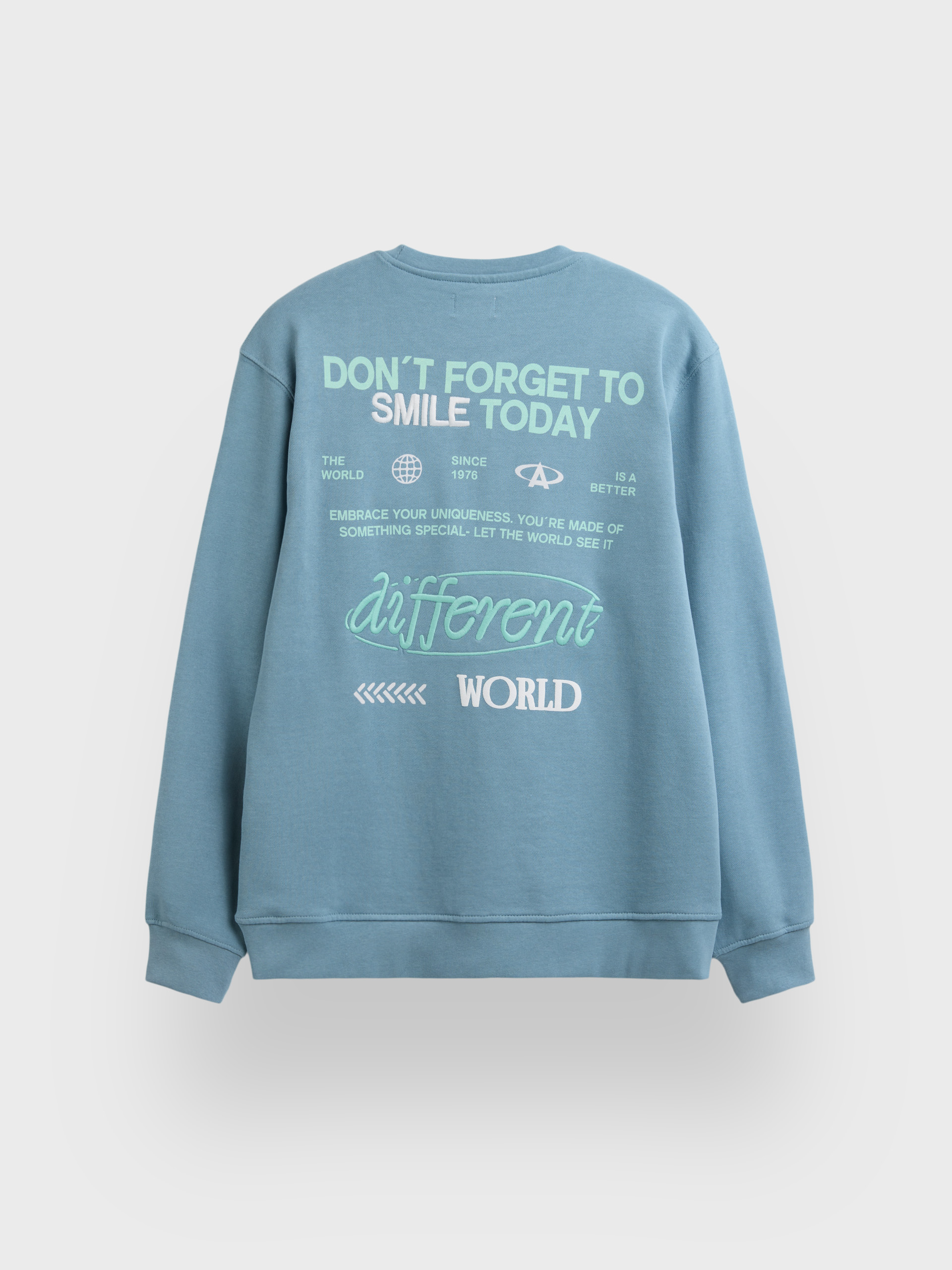 SUDADERA DIFFERENT