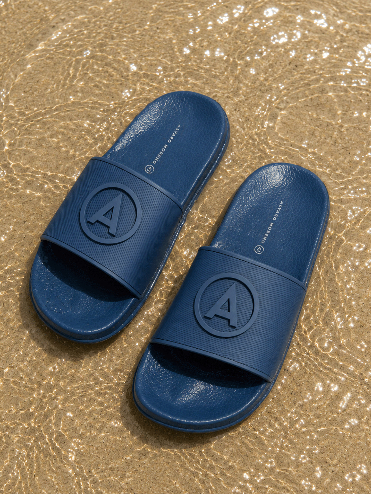 CHANCLAS SYMBOL AZUL MARINO