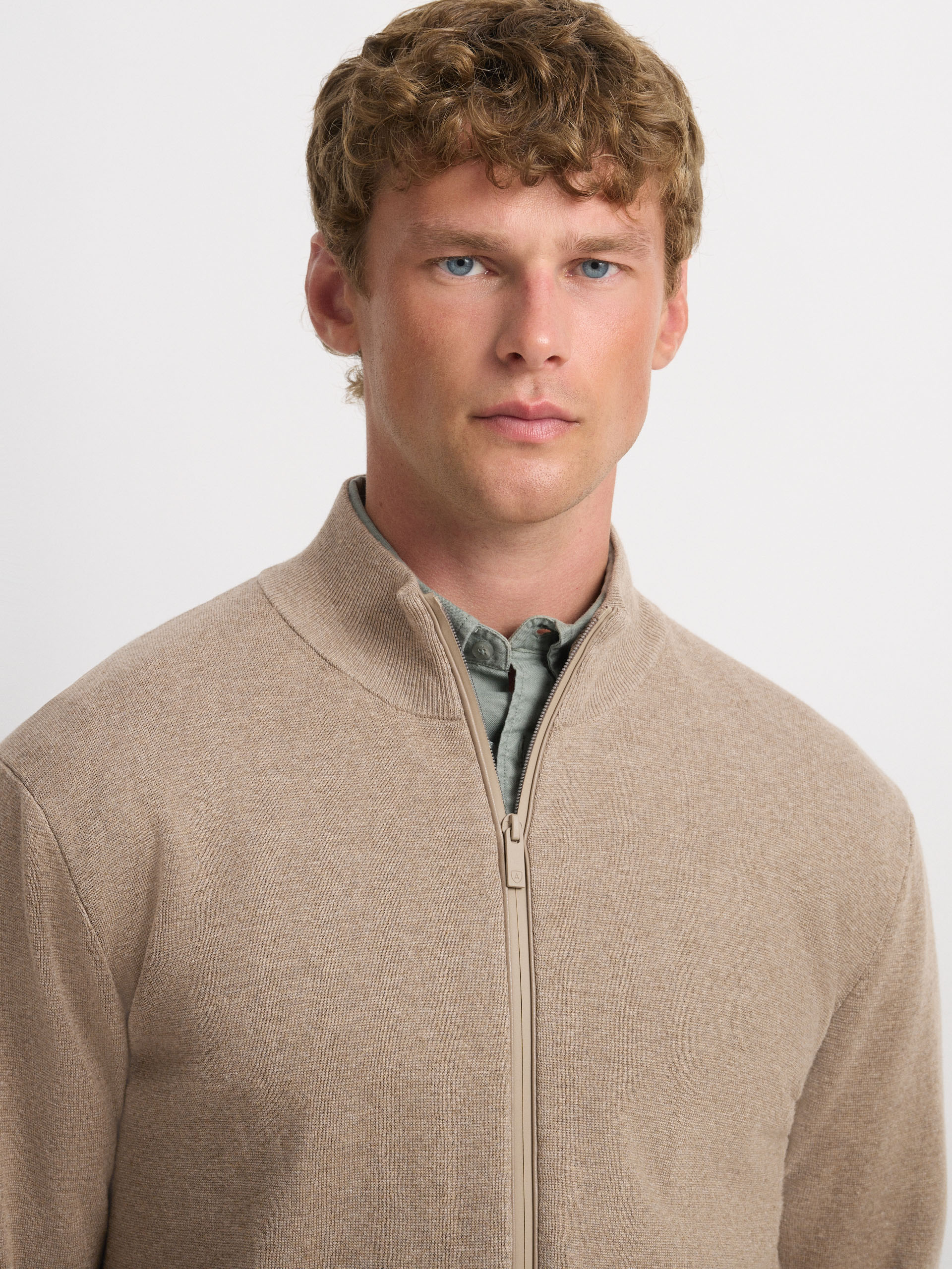 CARDIGAN HOLLAND