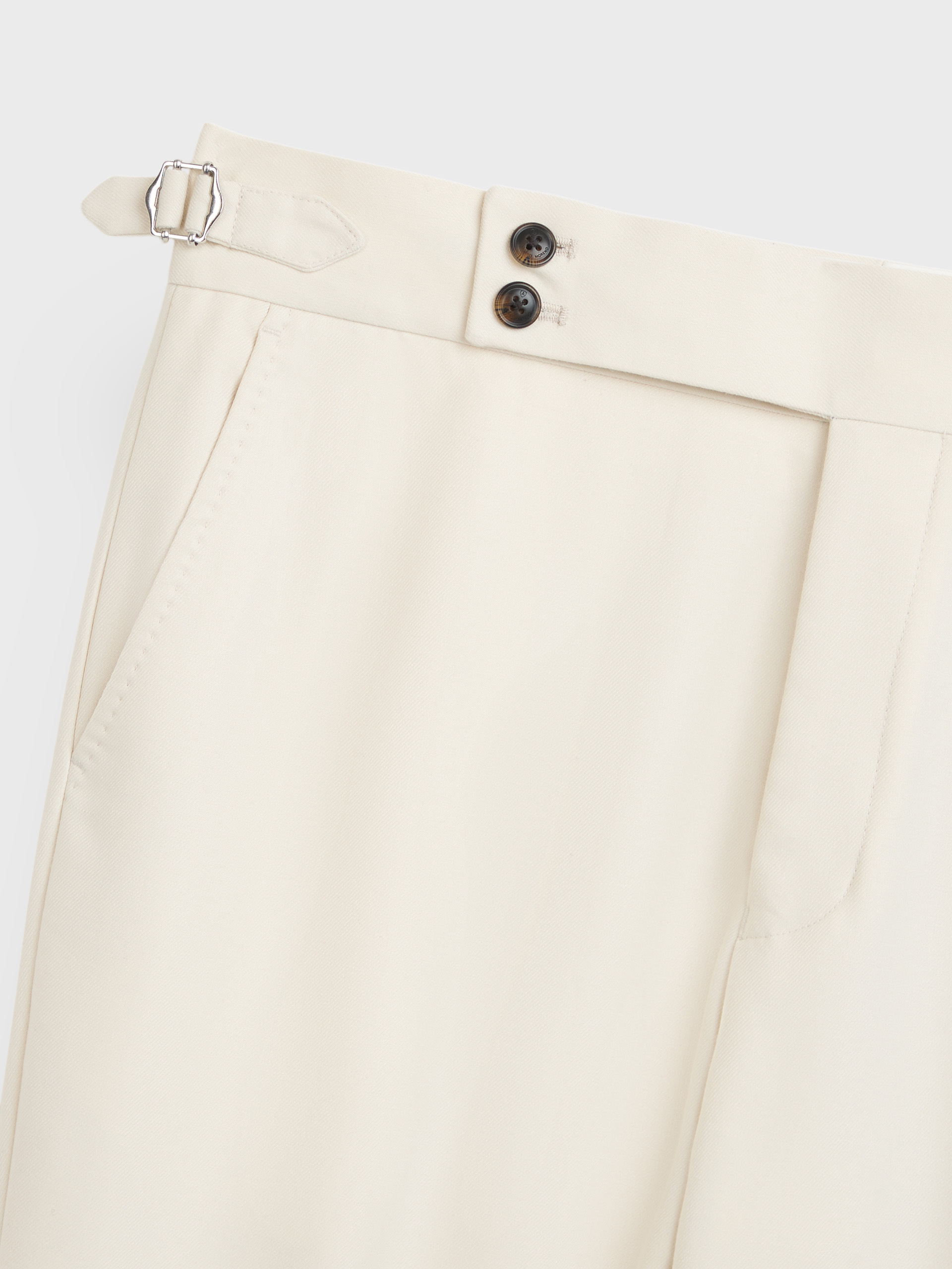 PANTALON GURKHA