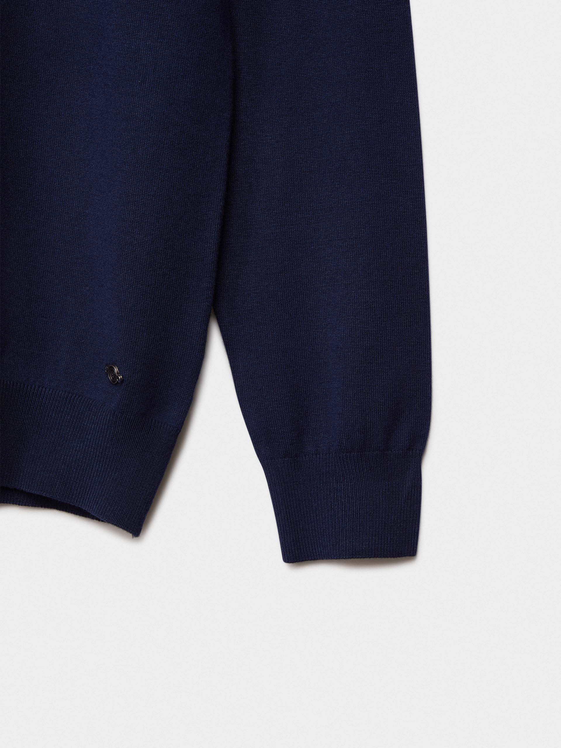 JERSEY CUELLO VUELTO