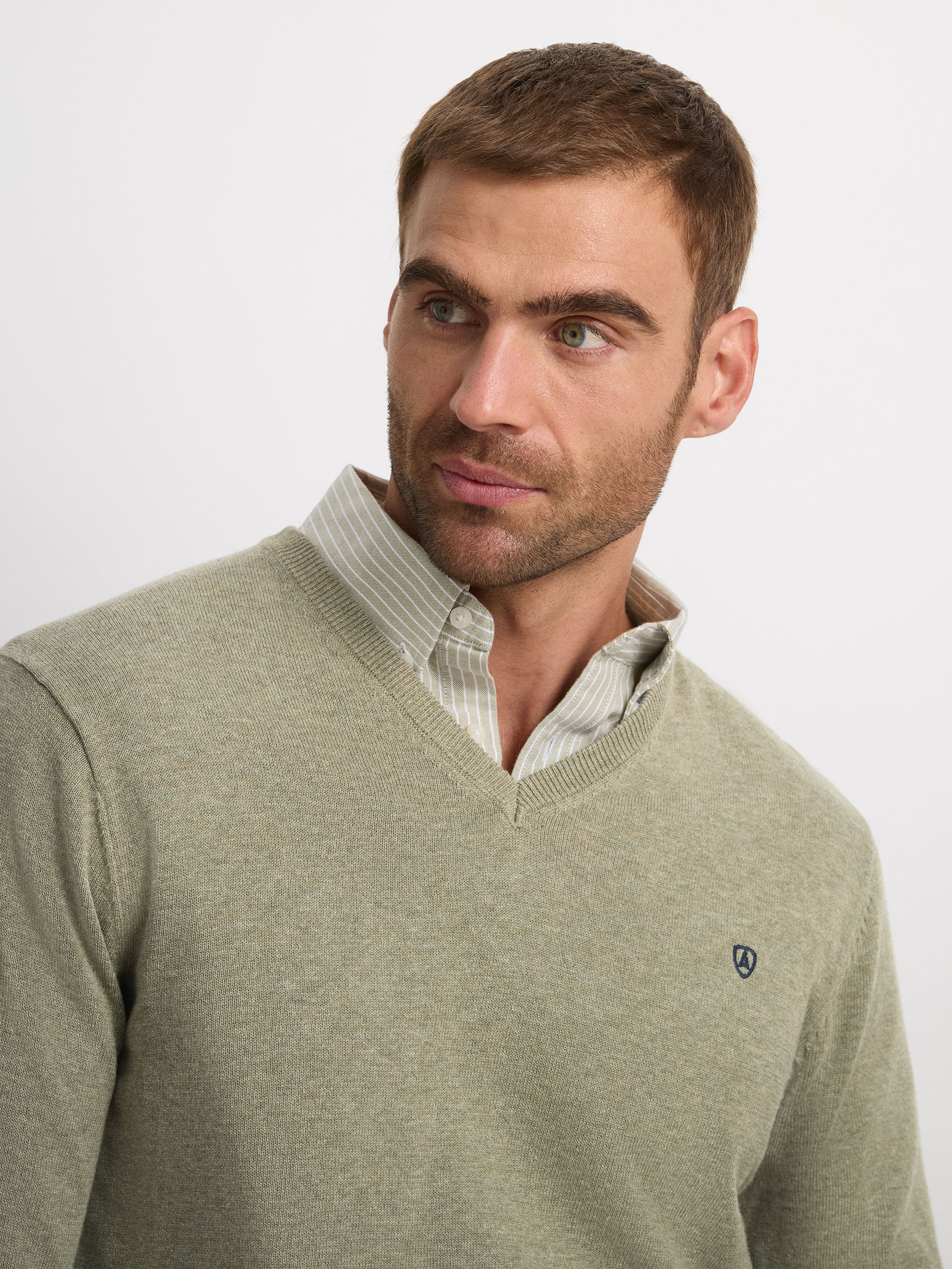 JERSEY V-NECK TRENDY