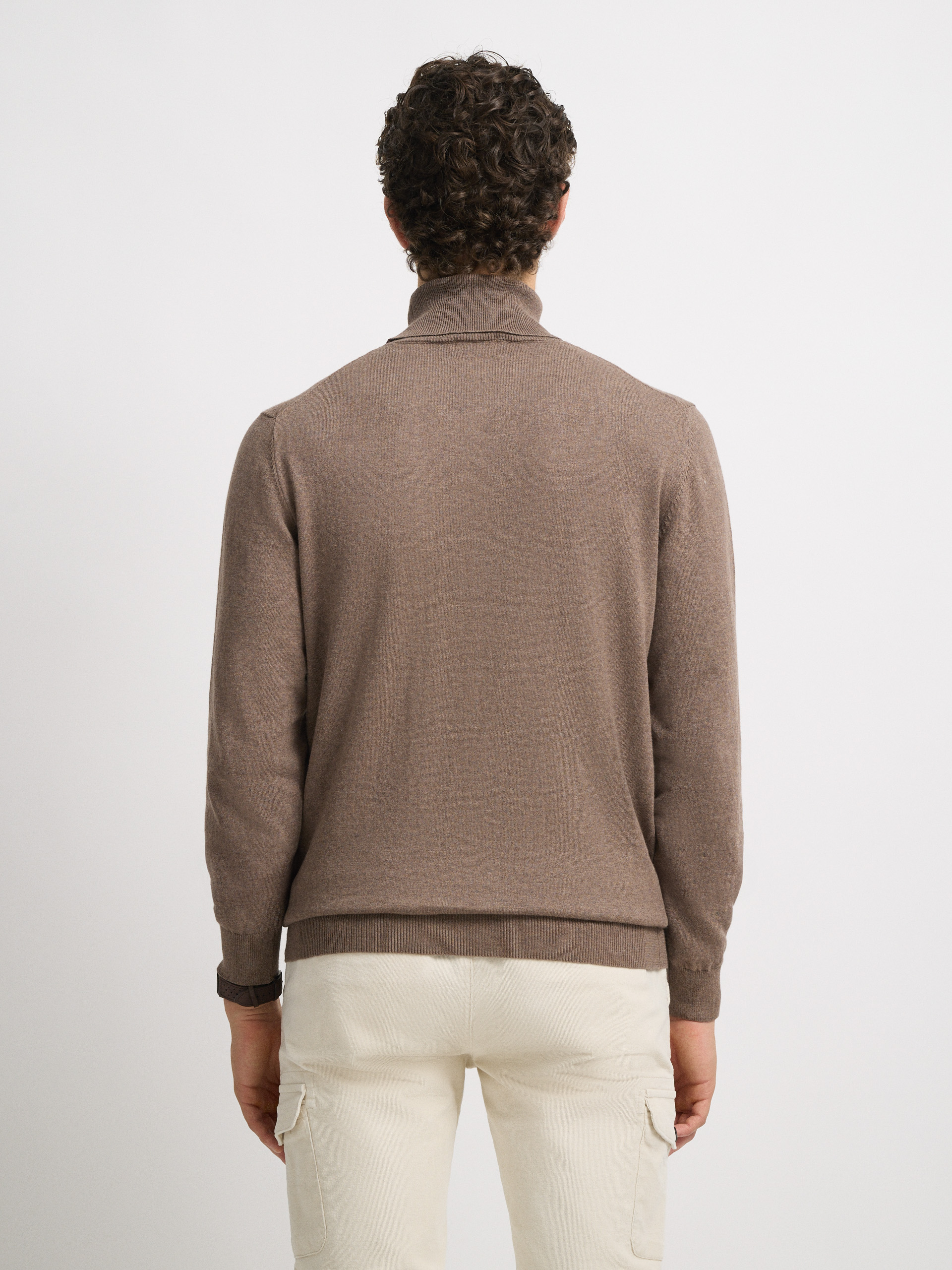 JERSEY ROLL COLLAR