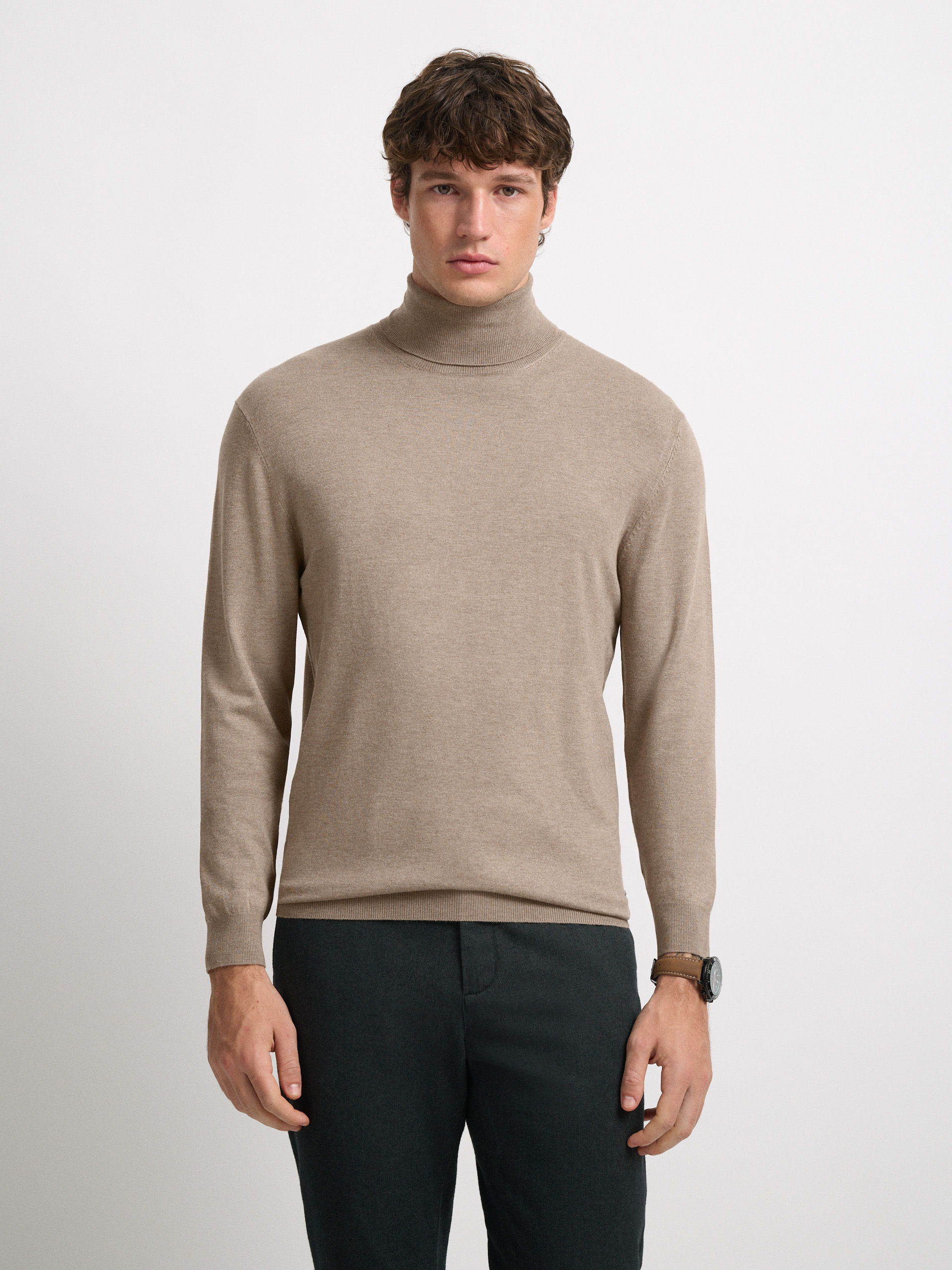 JERSEY CUELLO VUELTO CAMEL