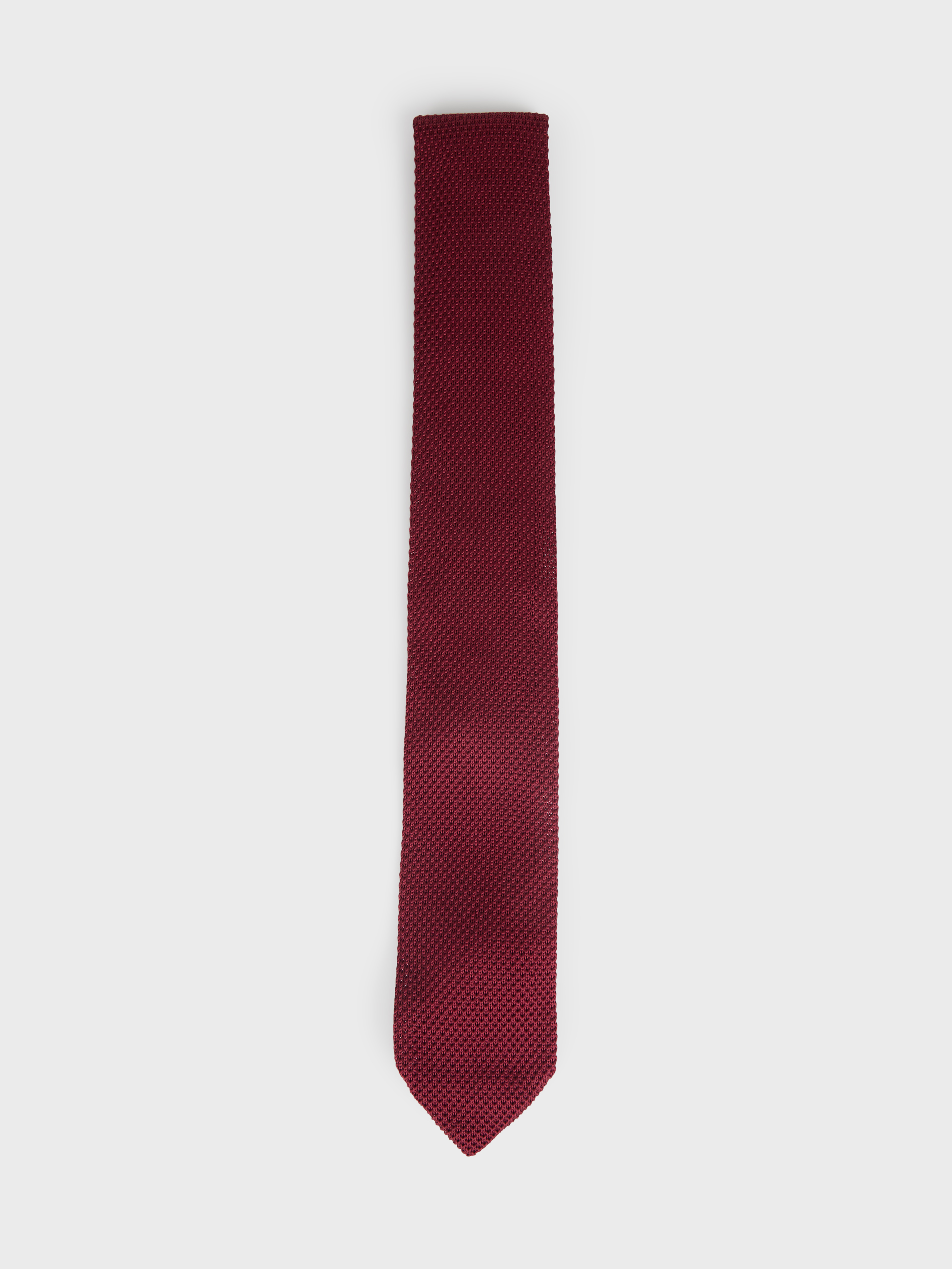 CORBATA PUNTO BURDEOS