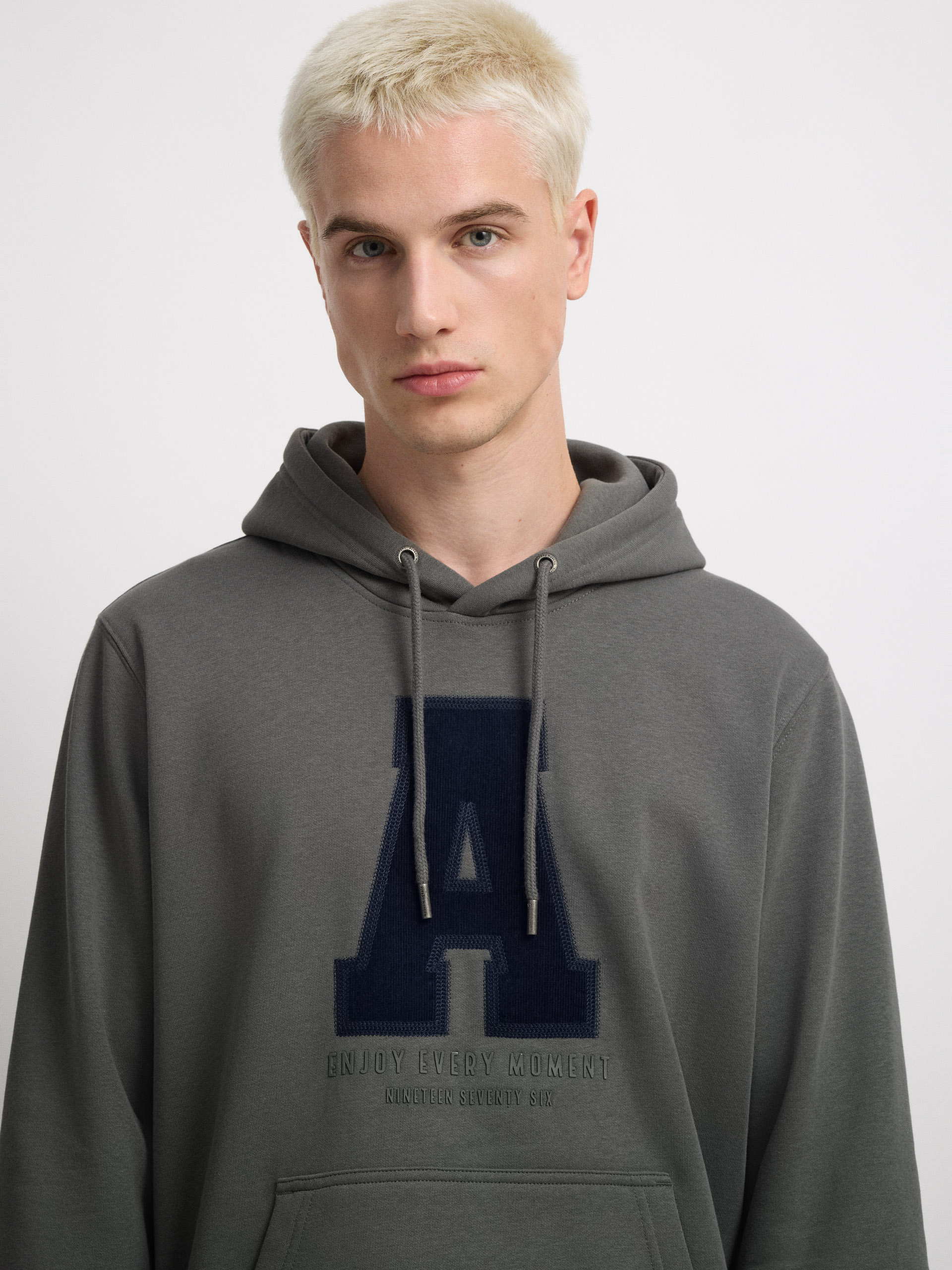 SUDADERA MOMENT