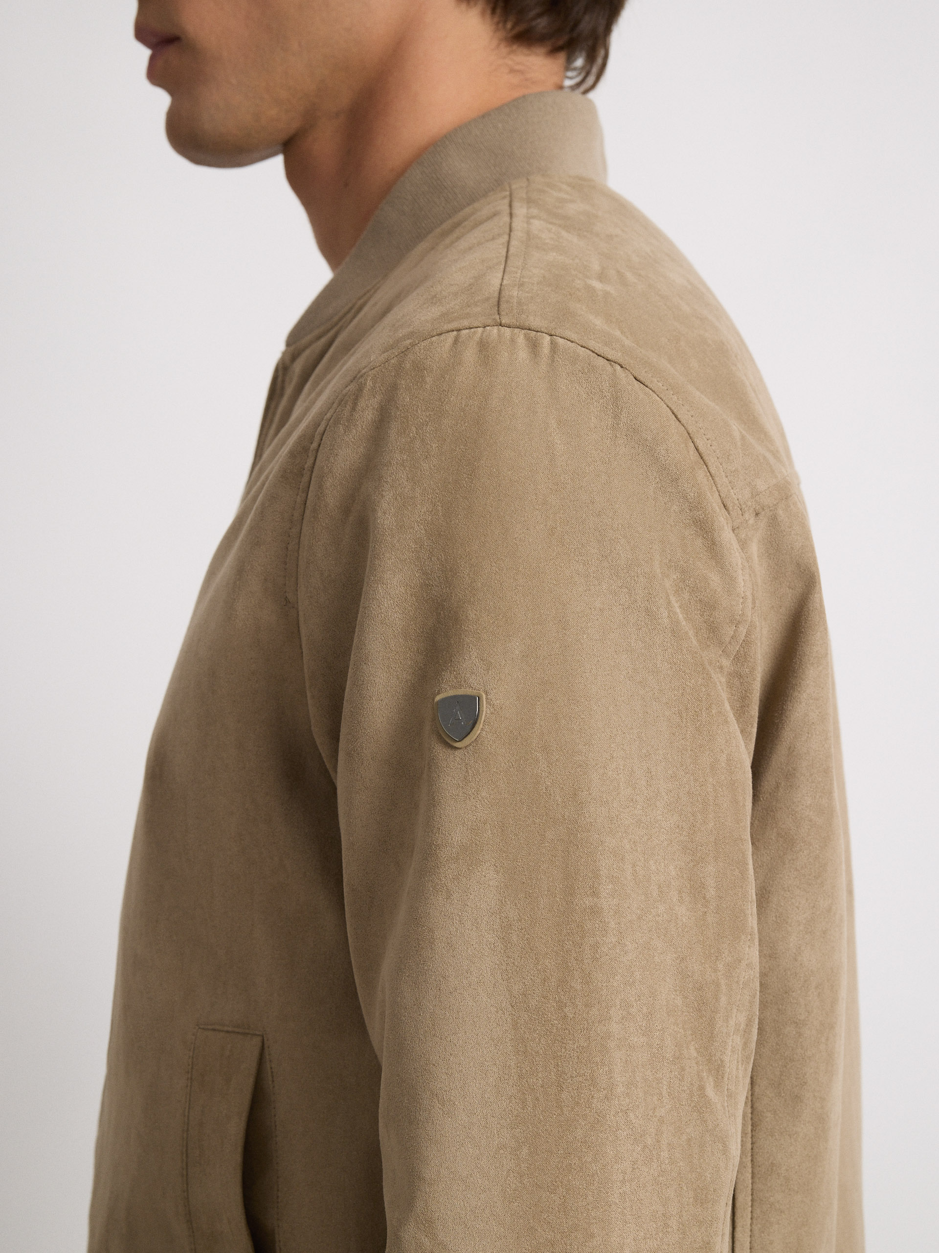 BOMBER LUKE