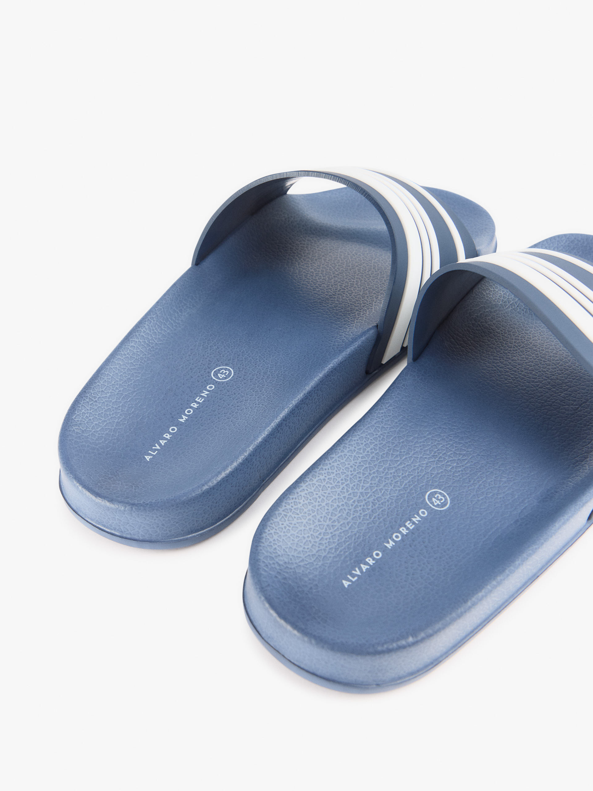 CHANCLAS POOL