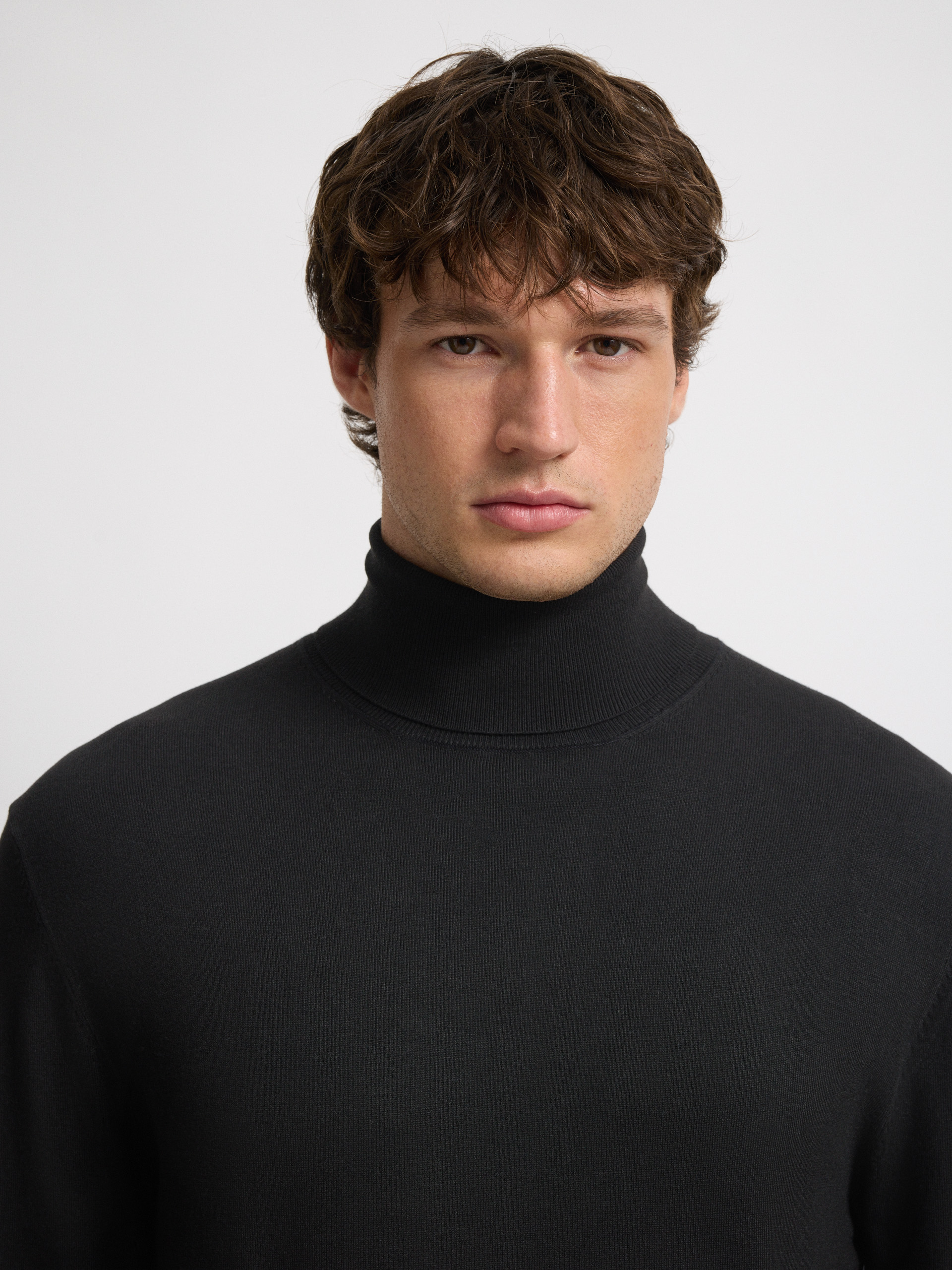 JERSEY CUELLO VUELTO