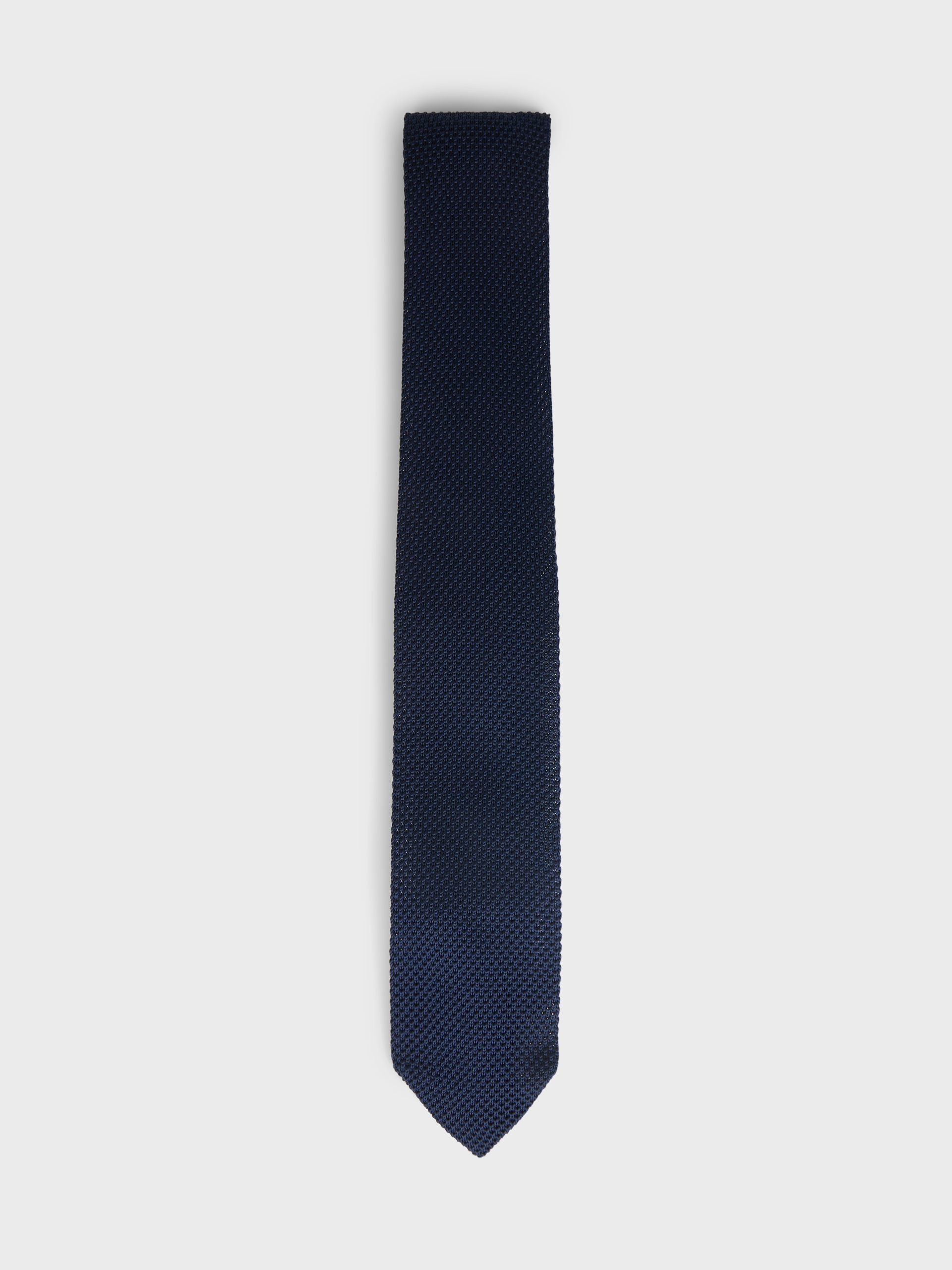 CORBATA PUNTO
