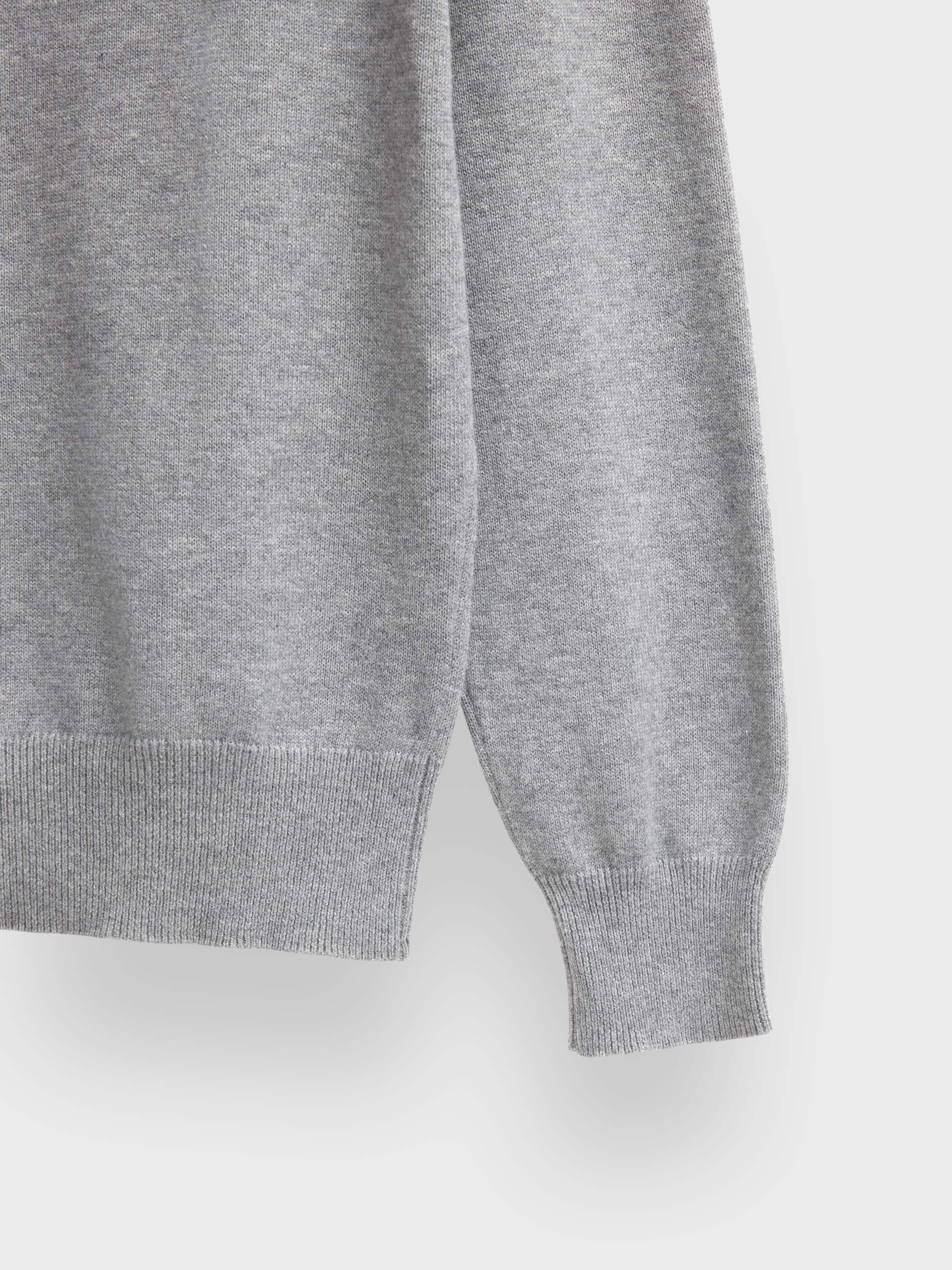 JERSEY V-NECK TRENDY