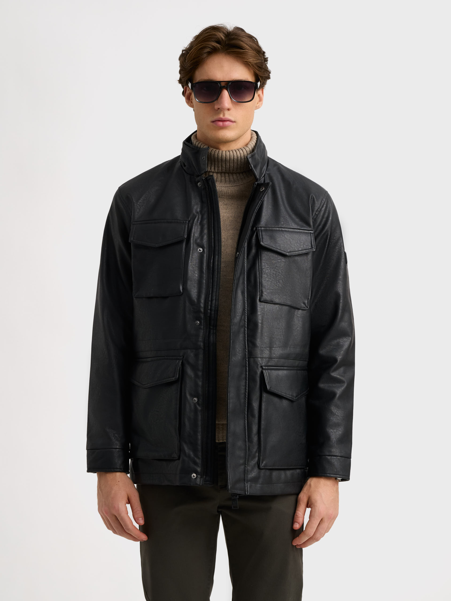 CAZADORA TRAVIS NEGRO