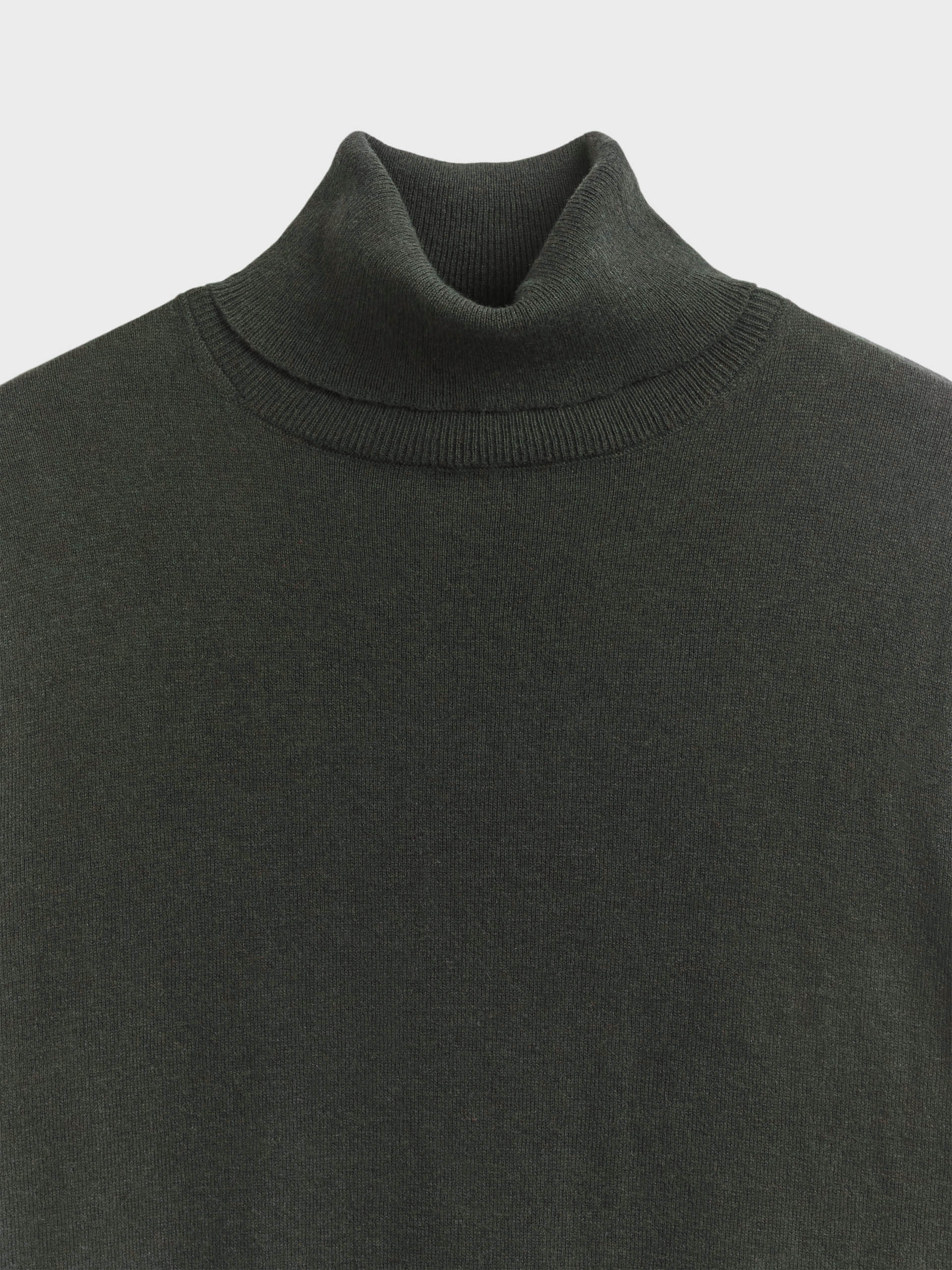 JERSEY ROLL COLLAR