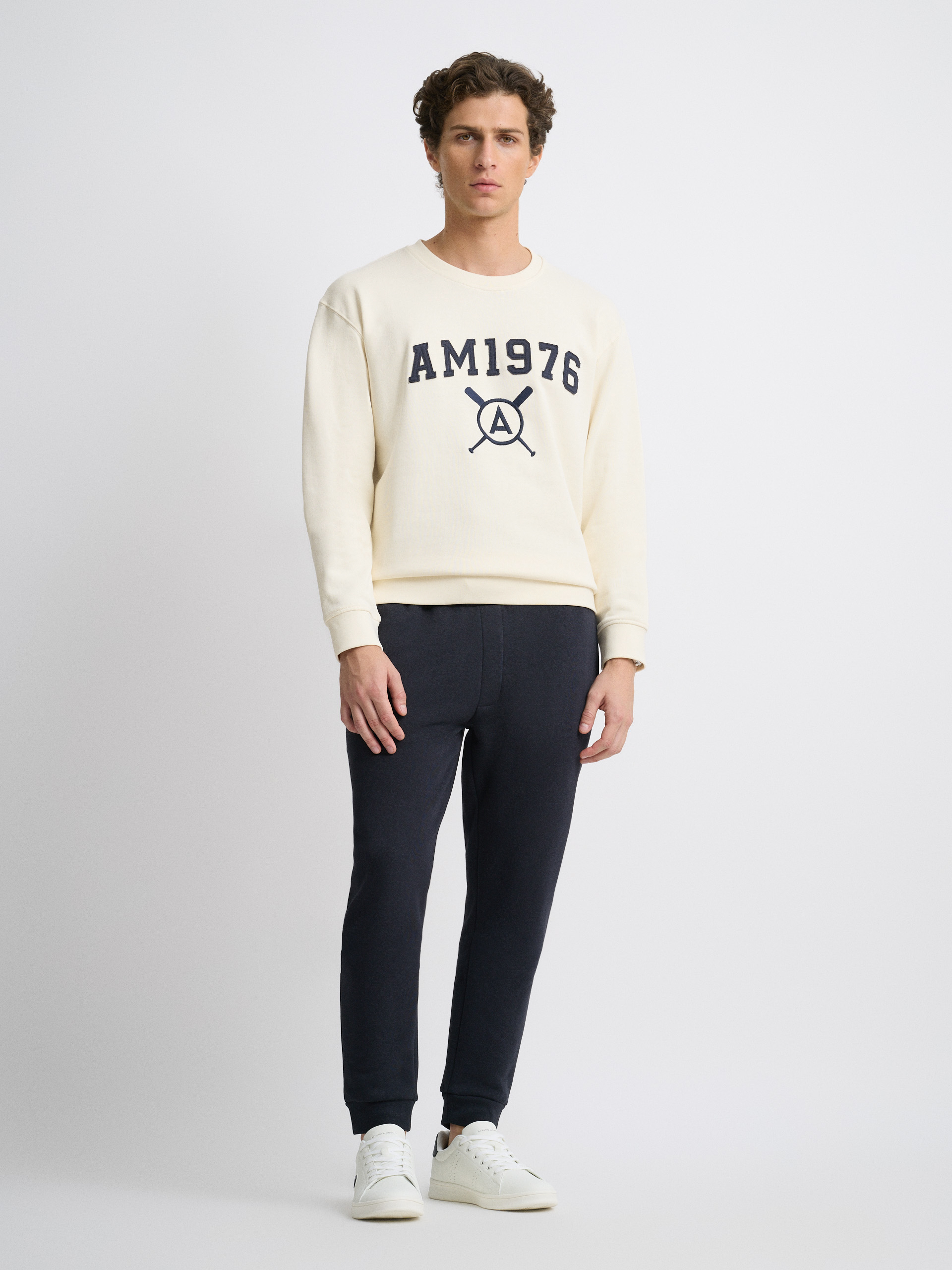 SUDADERA PATCH
