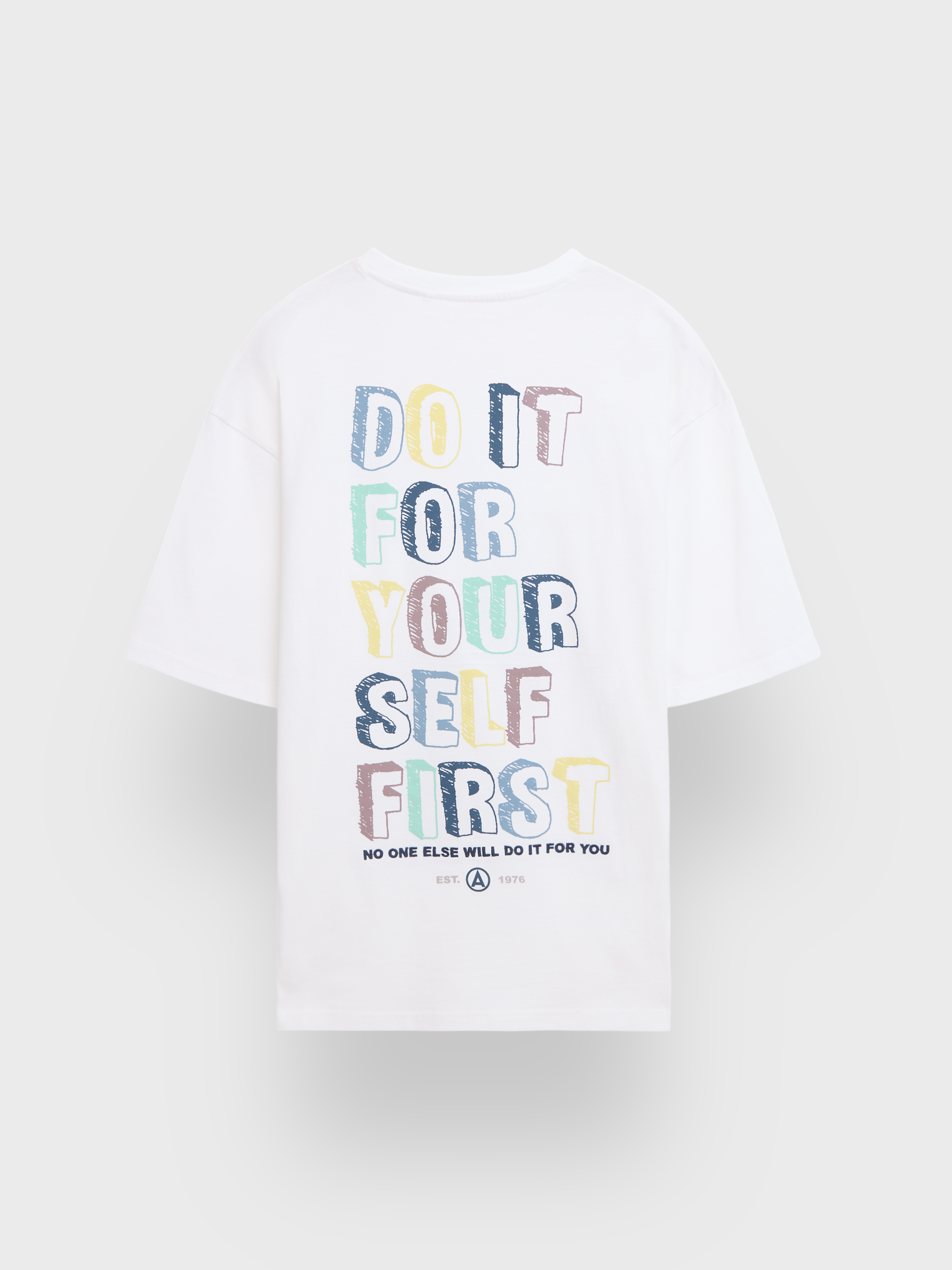 CAMISETA LETTERS