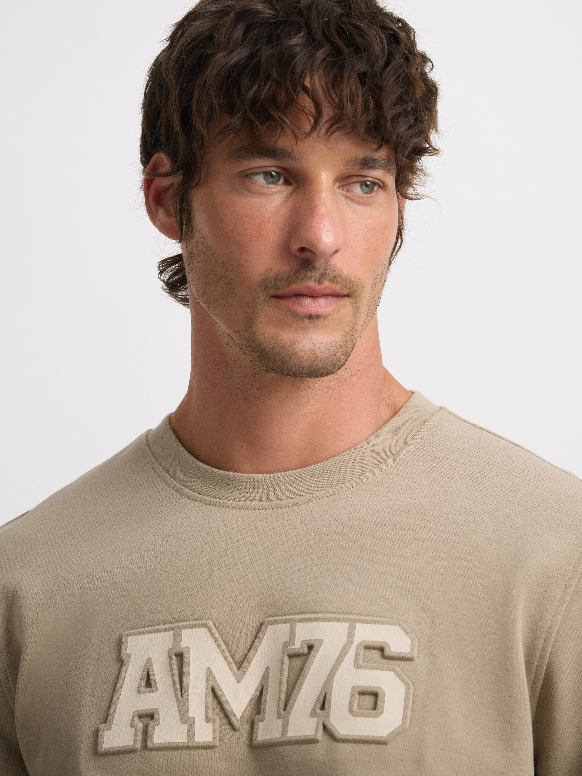 SUDADERA OFFICIAL