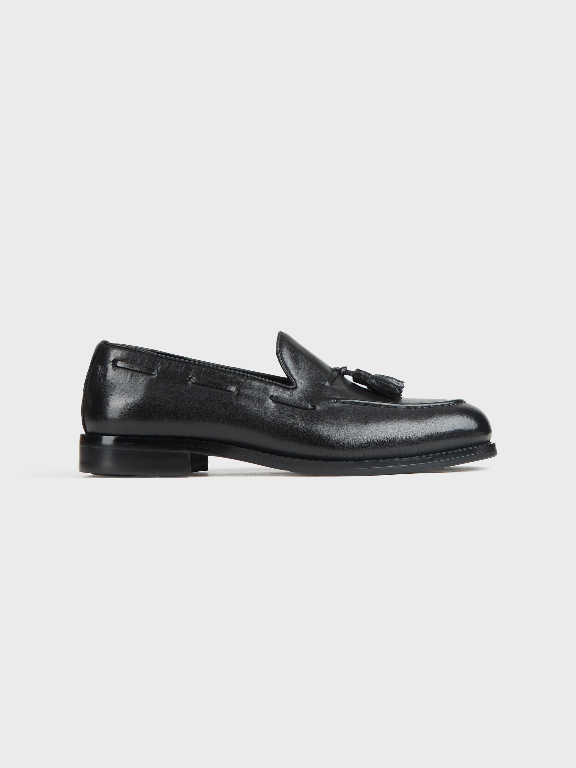 MOCASIN BORLAS PIEL NEGRO