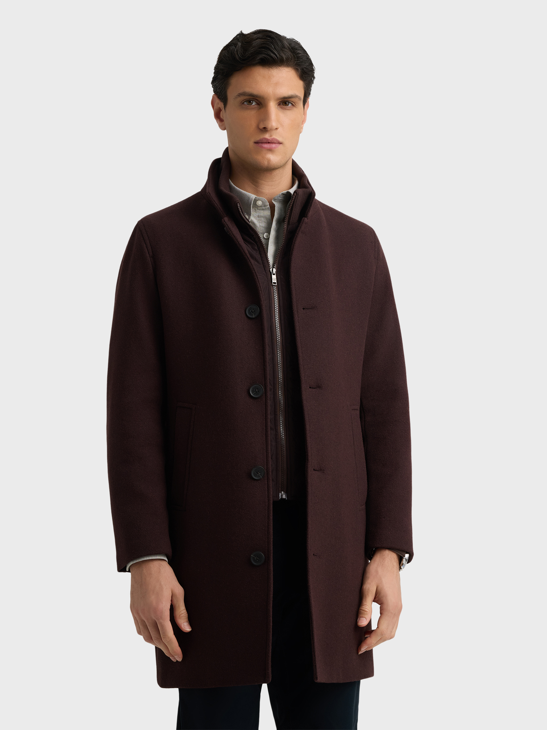 ABRIGO STEVEN BURDEOS