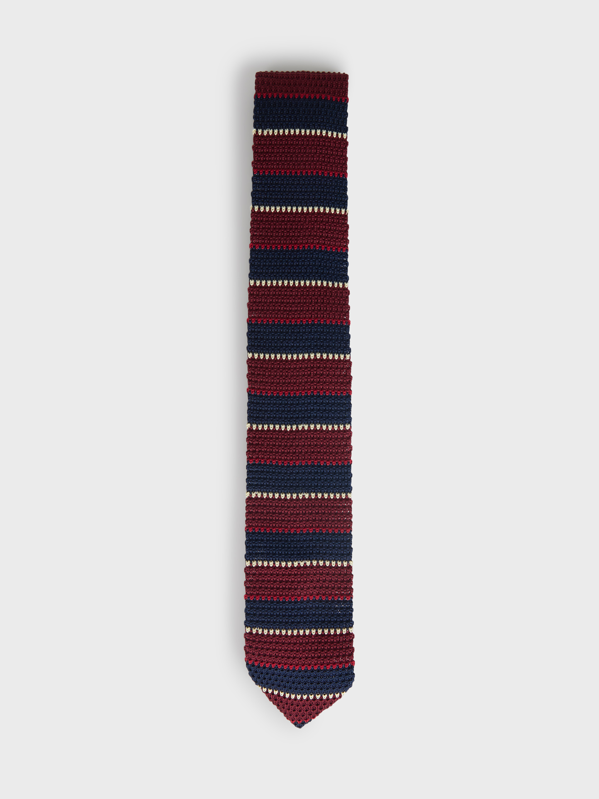 CORBATA PUNTO