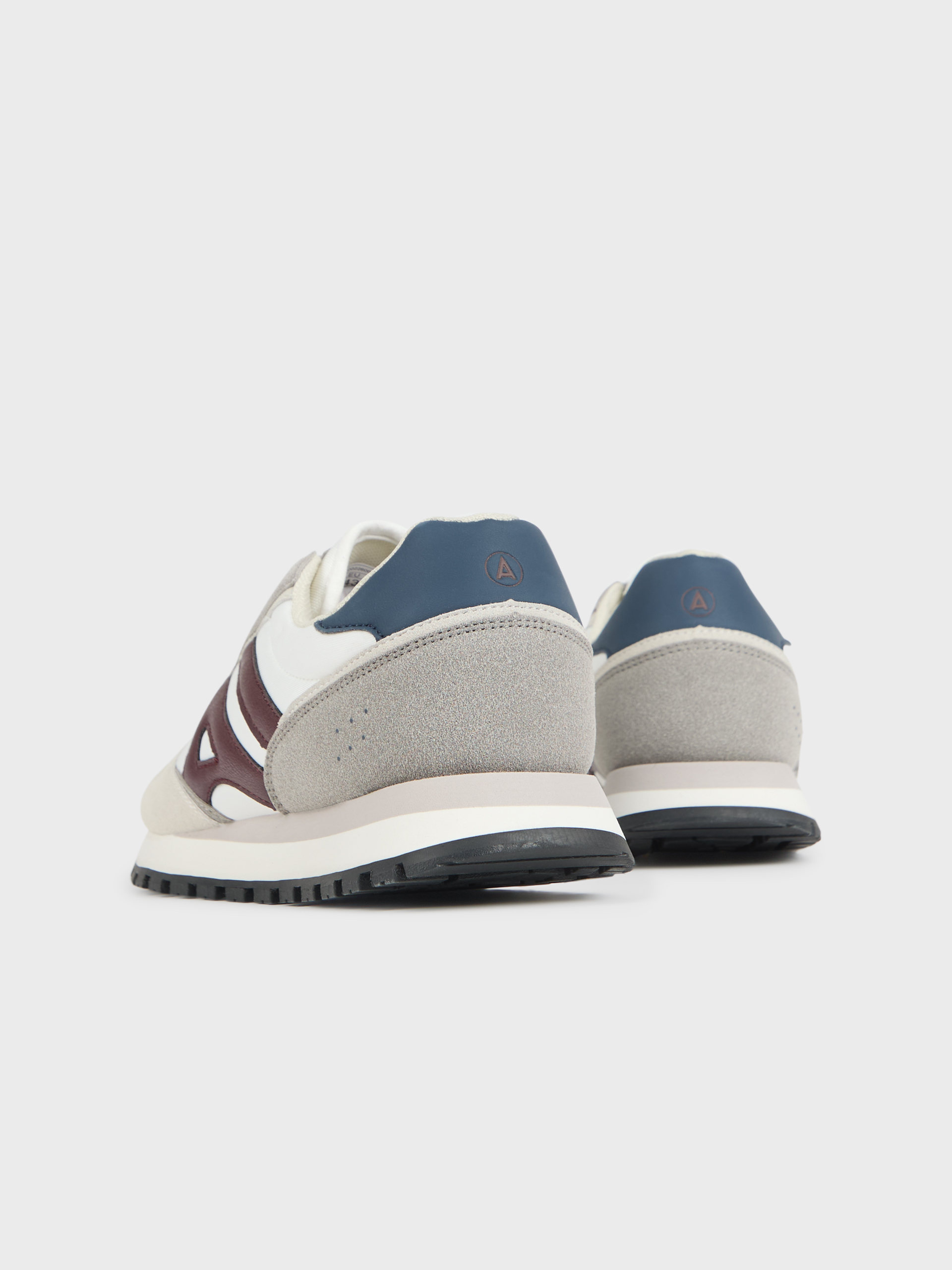 SNEAKERS BRANDON