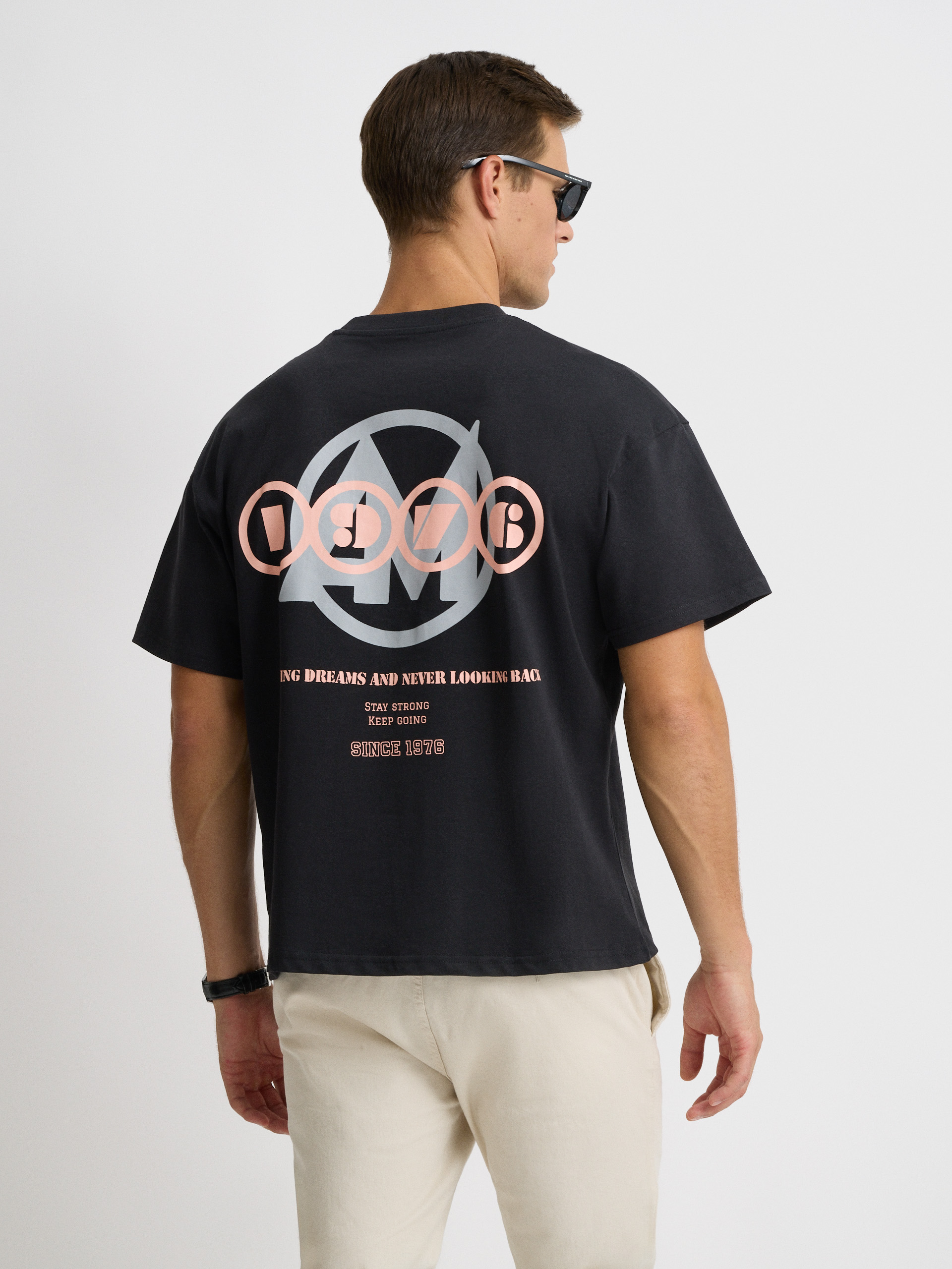 CAMISETA DREAMS NEGRO