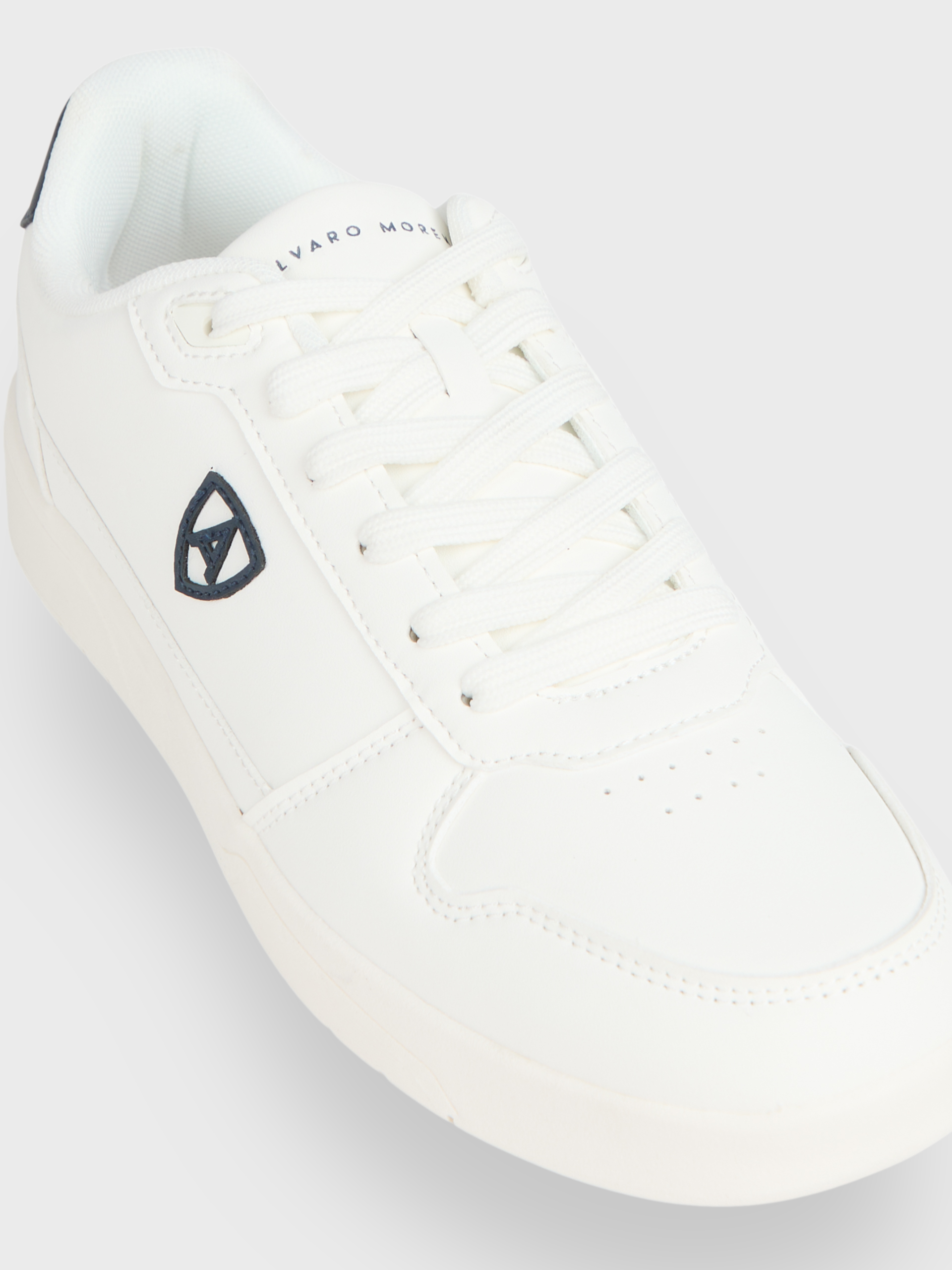 SNEAKERS LION BLANCO