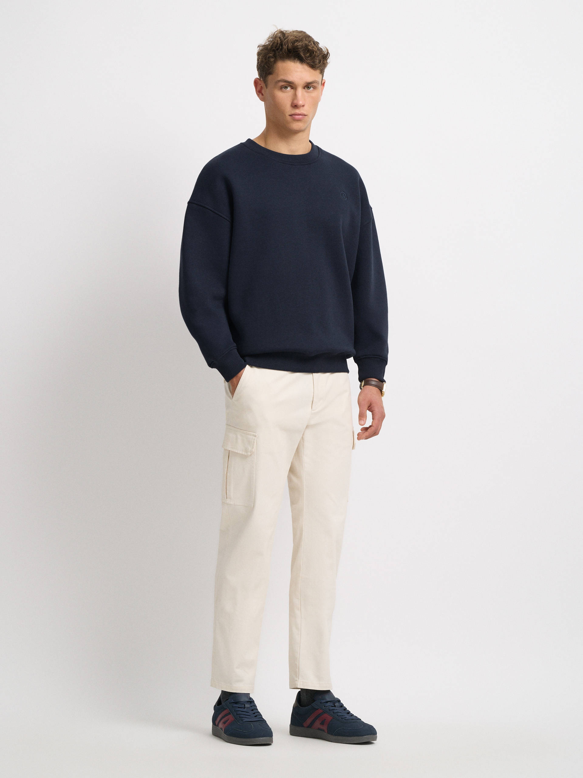 SUDADERA BASICA OVERSIZE