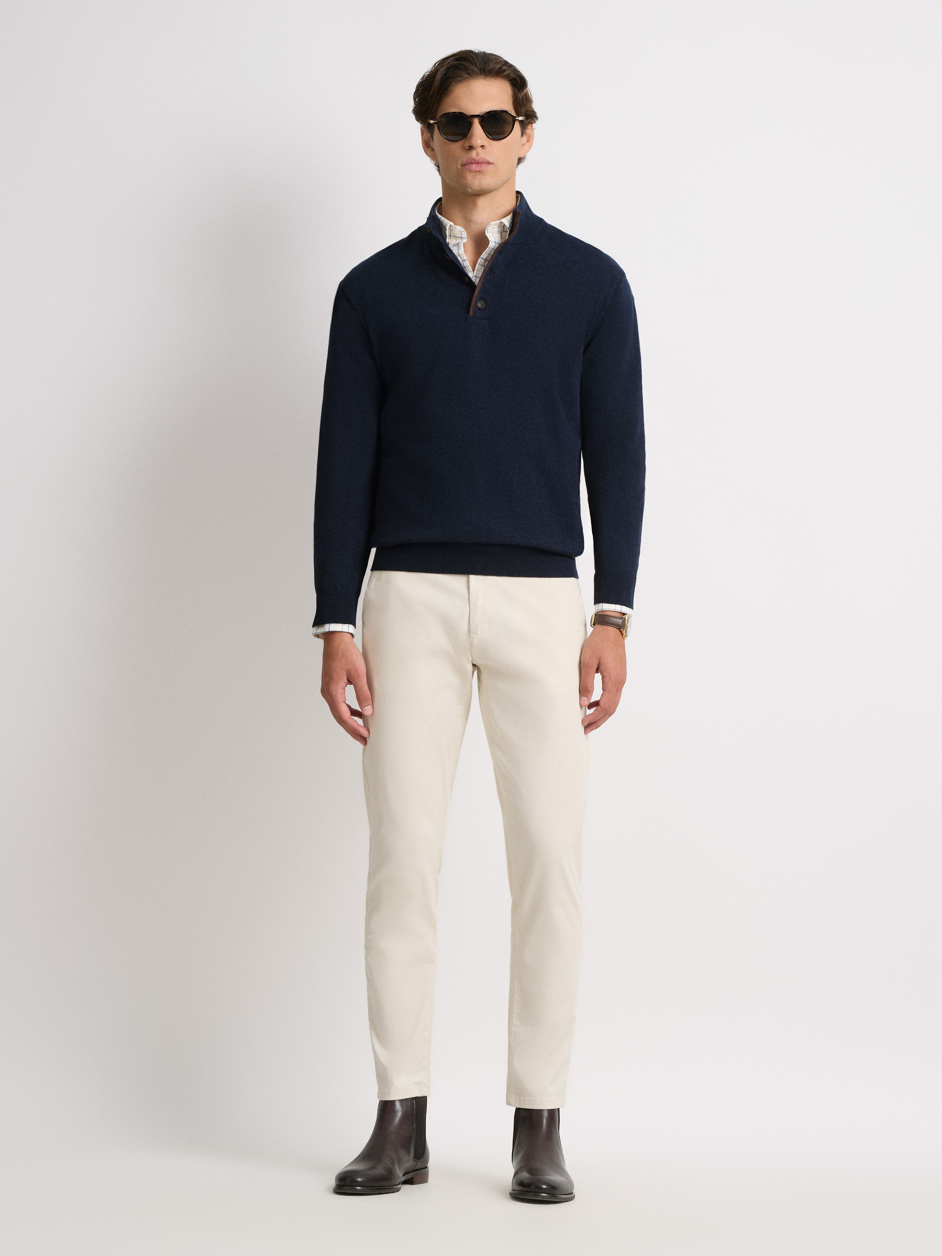 JERSEY BUTTON COLLAR