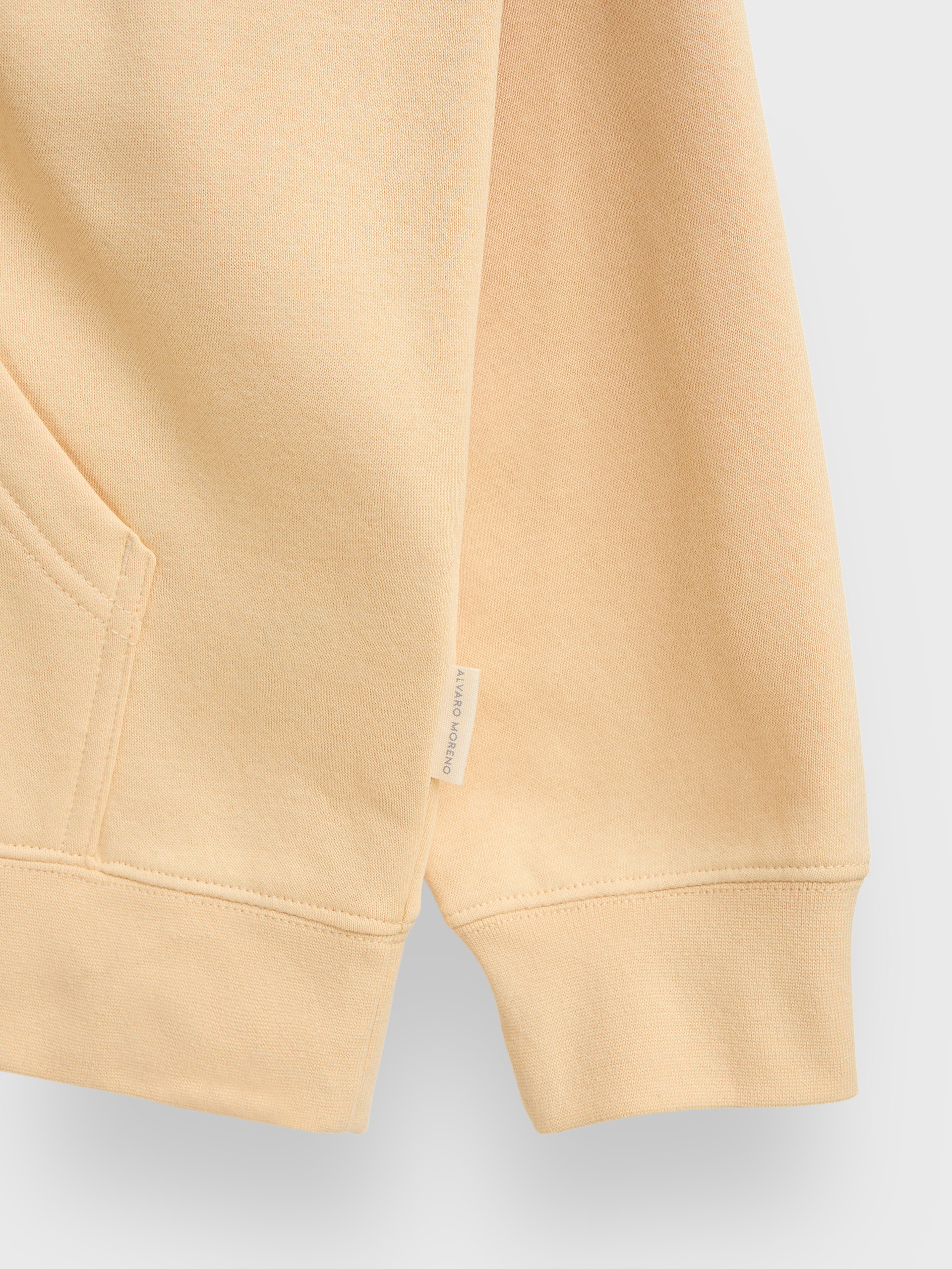 SUDADERA MOMENT