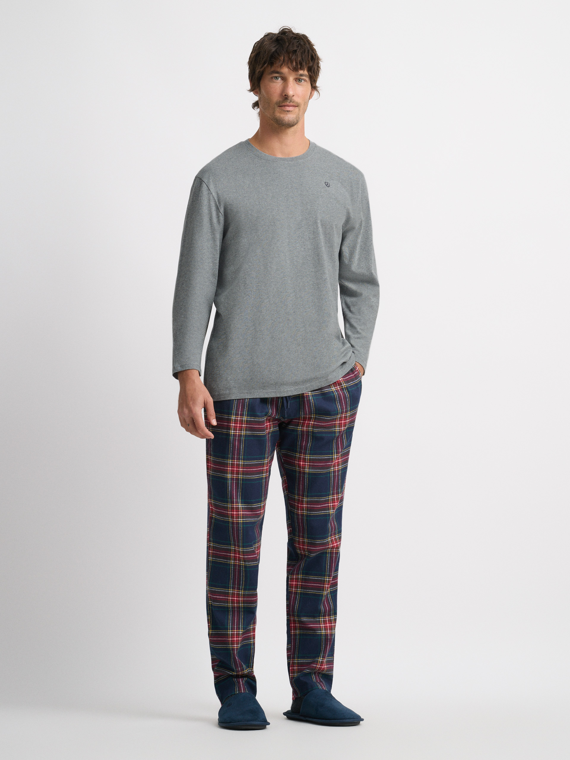 PIJAMA FRANELA CUADROS GRIS