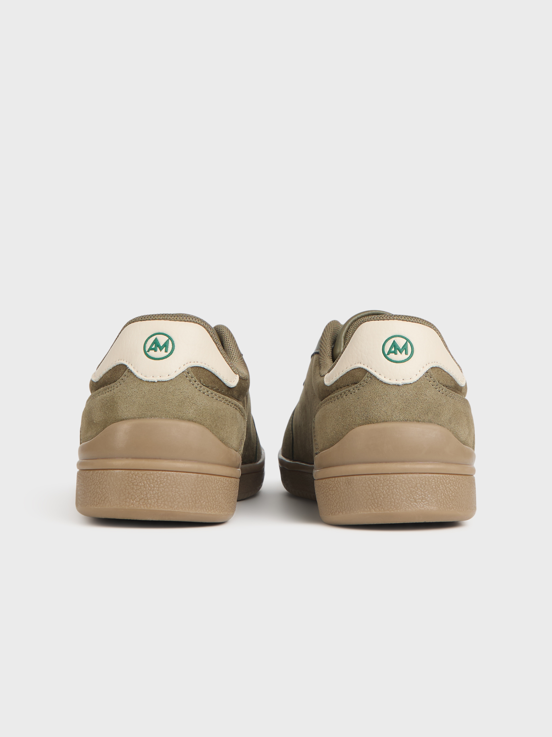 SNEAKERS VARSITY