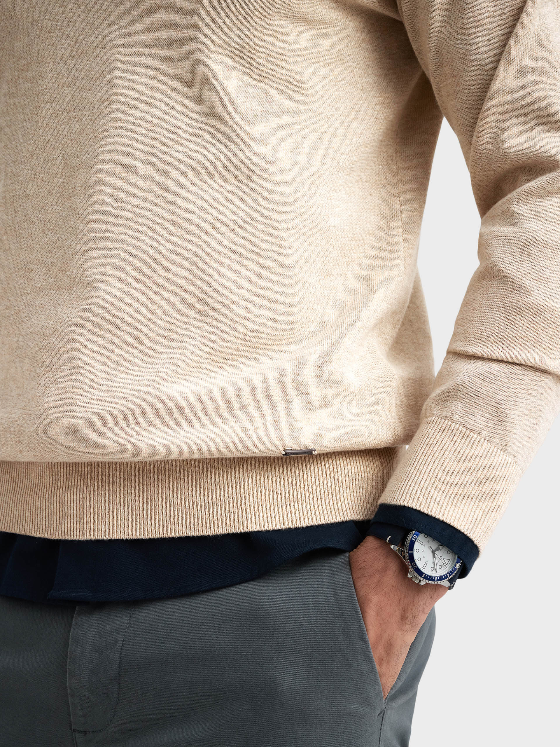 JERSEY BUTTON COLLAR