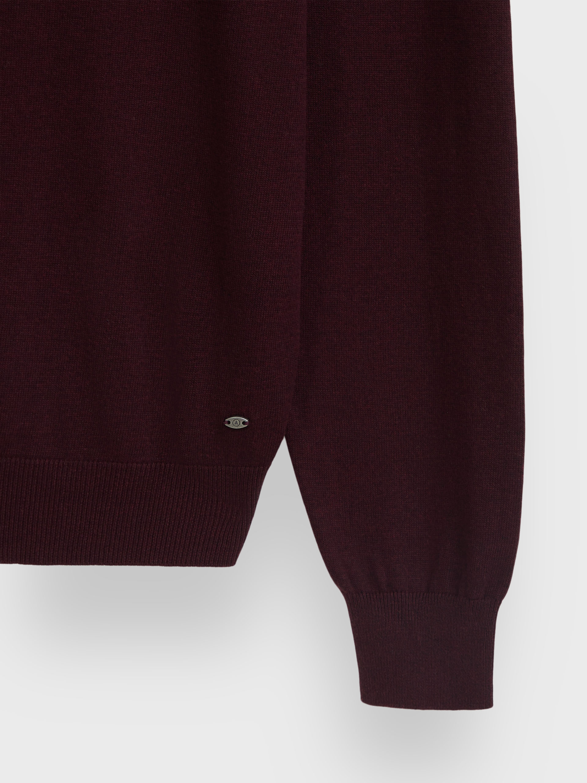 JERSEY BUTTON COLLAR