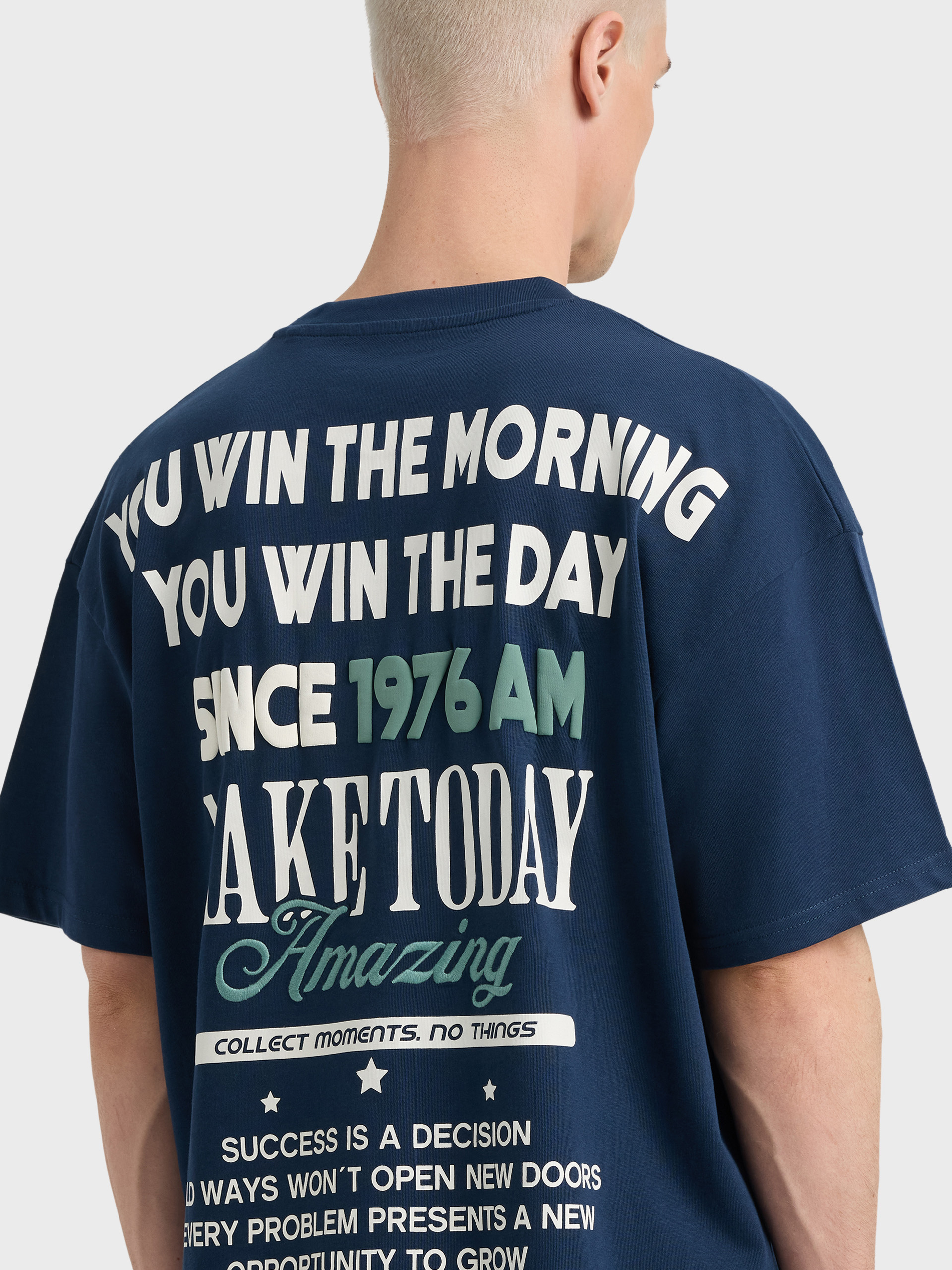 CAMISETA AMAZING AZUL MARINO