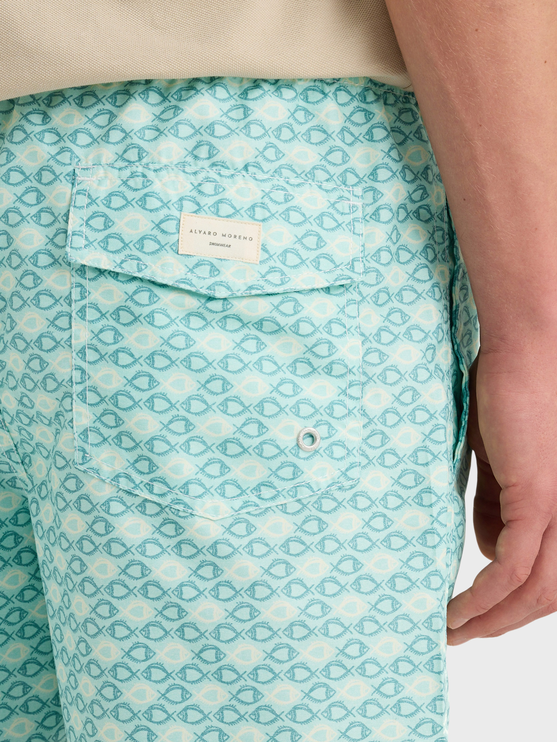 BA&Ntilde;ADOR CROSS