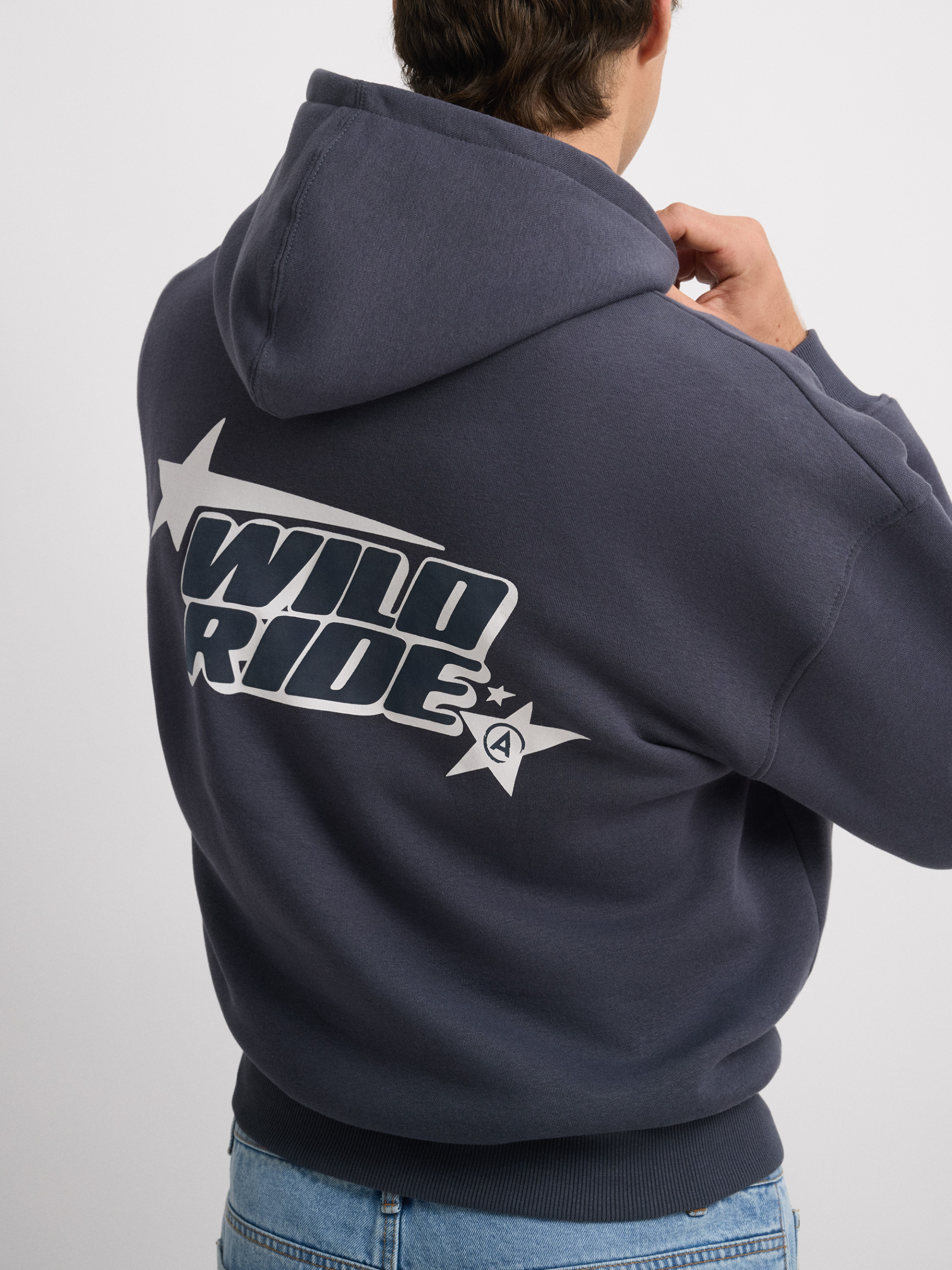 SUDADERA WILD
